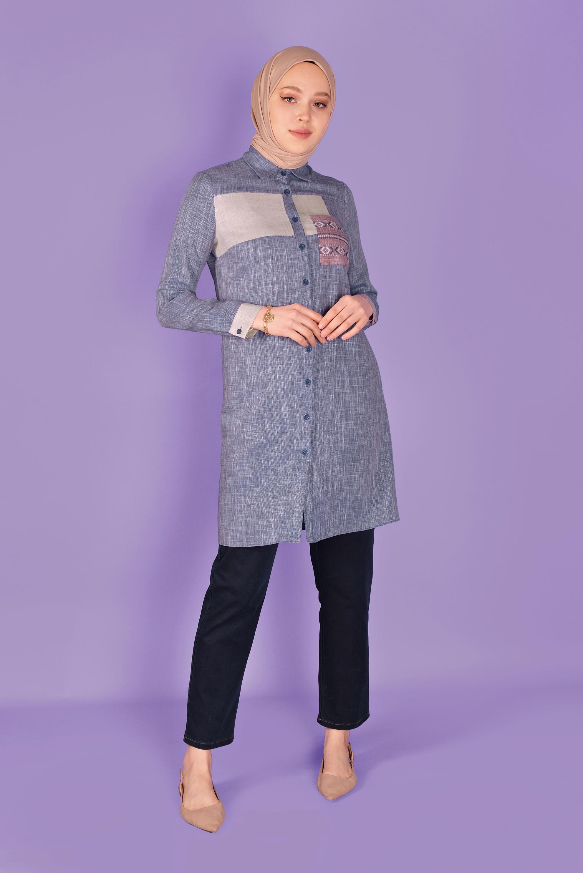 Tesettür giyim LACİVERT NAKIŞLI DÜĞMELİ TUNİK 41366 