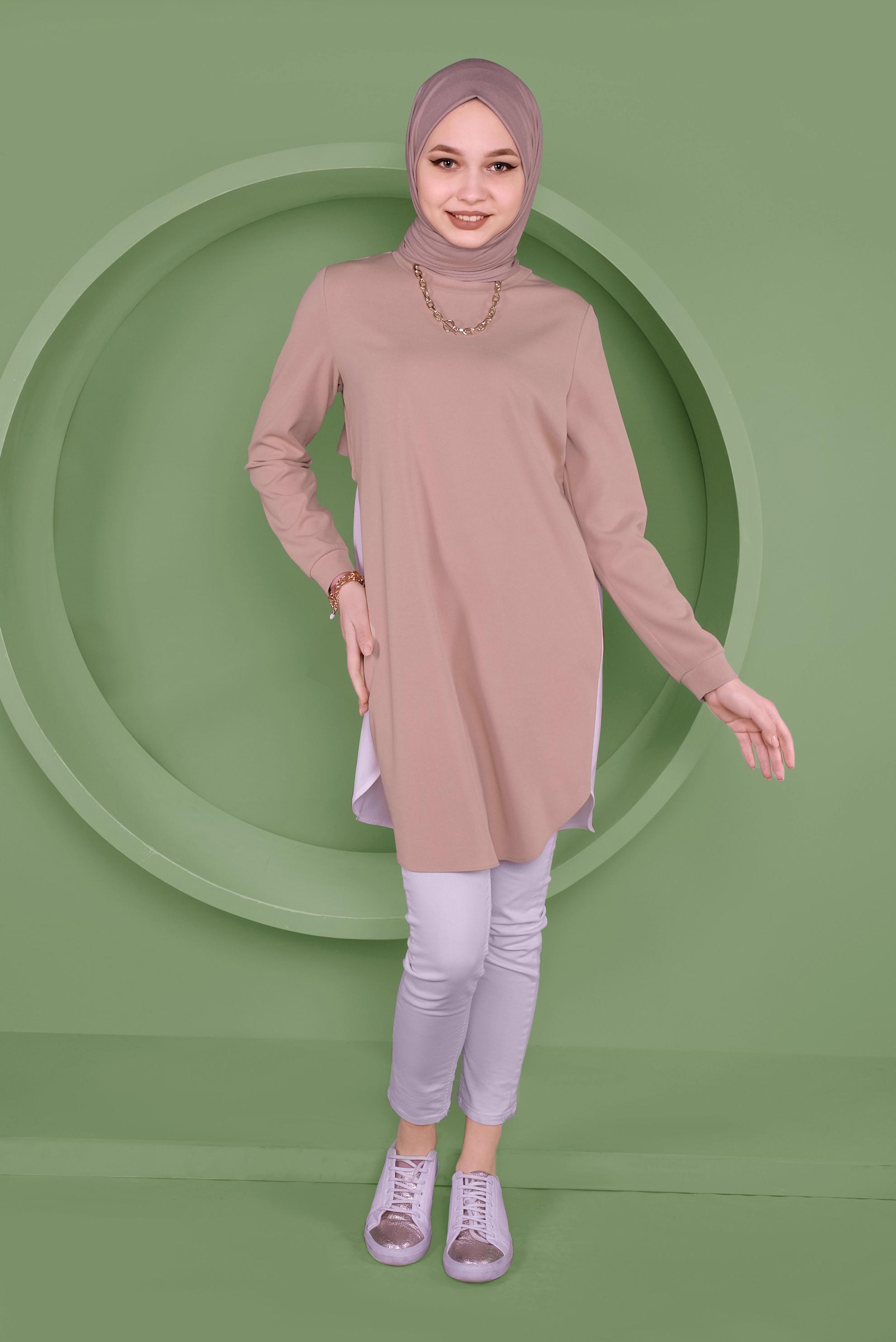 Tesettür giyim BEJ SIRT KISMI BÜZGÜ BAĞCIK DETAYLI TUNİK 41371