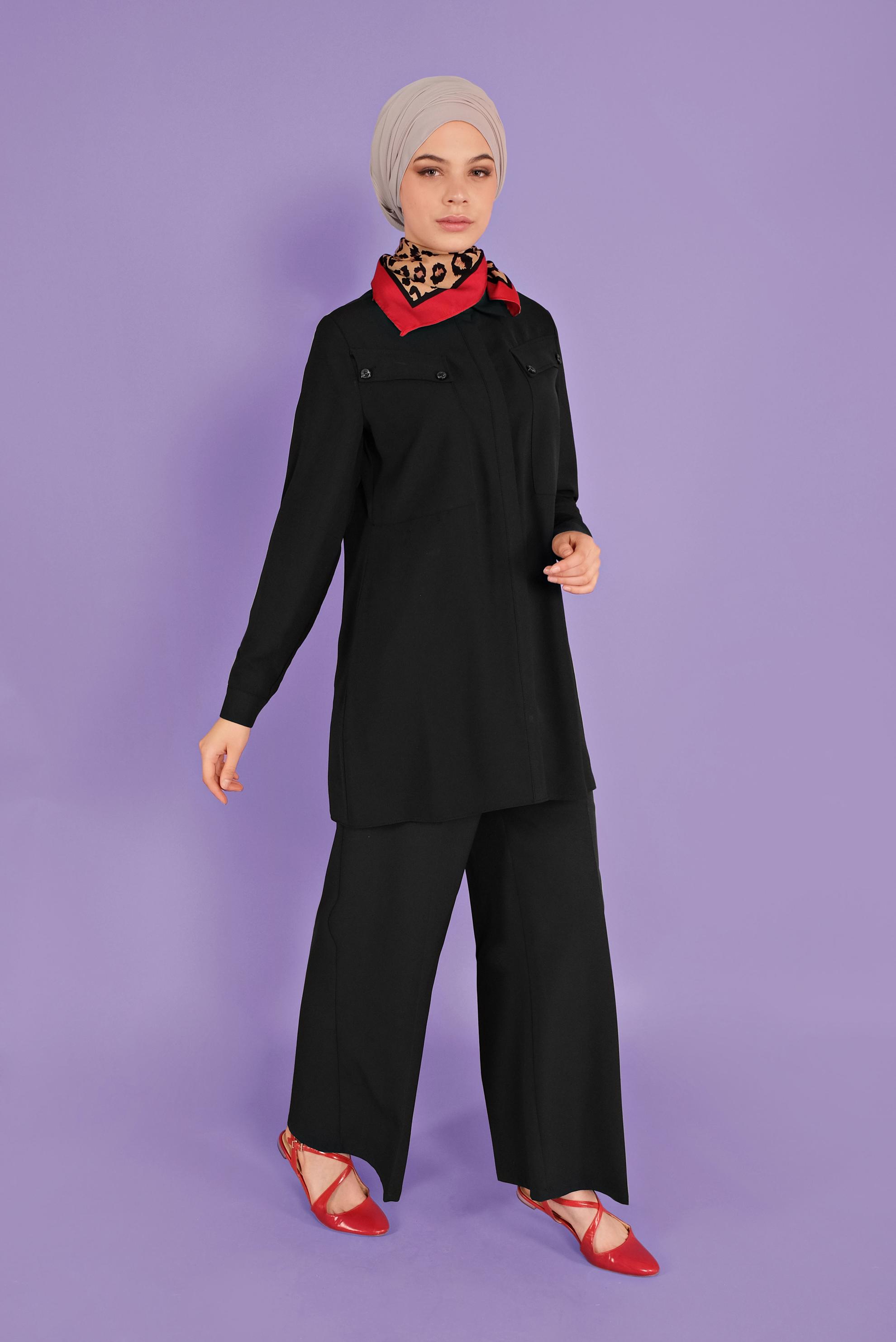 Tesettür giyim SİYAH CEPLİ DÜĞMELİ TUNİK 41372