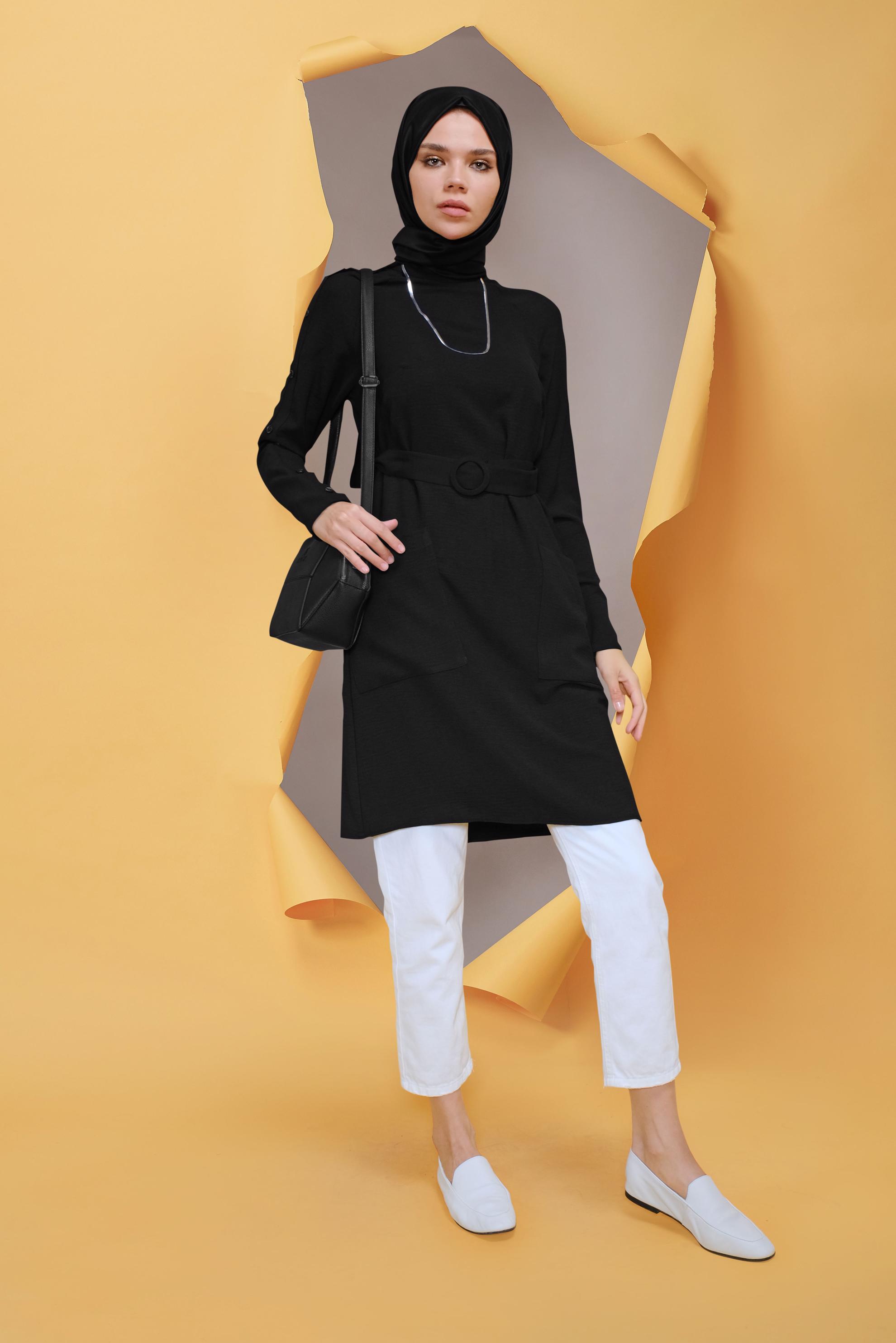 Tesettür giyim SİYAH KOLU DÜĞME DETAYLI CEPLİ KUŞAKLI TUNİK 41398