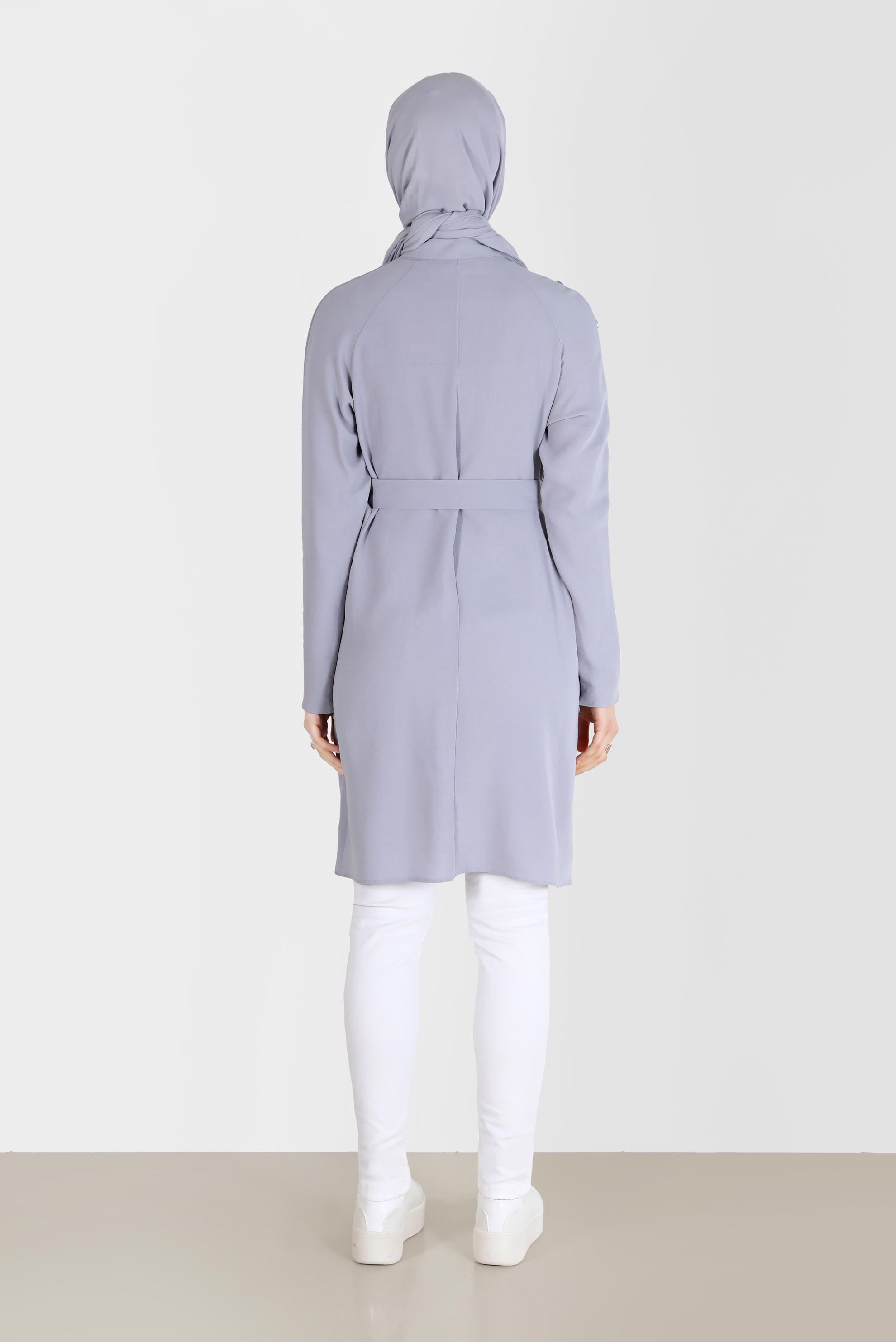 Tesettür giyim GRİ KOLU DÜĞME DETAYLI CEPLİ KUŞAKLI TUNİK 41398