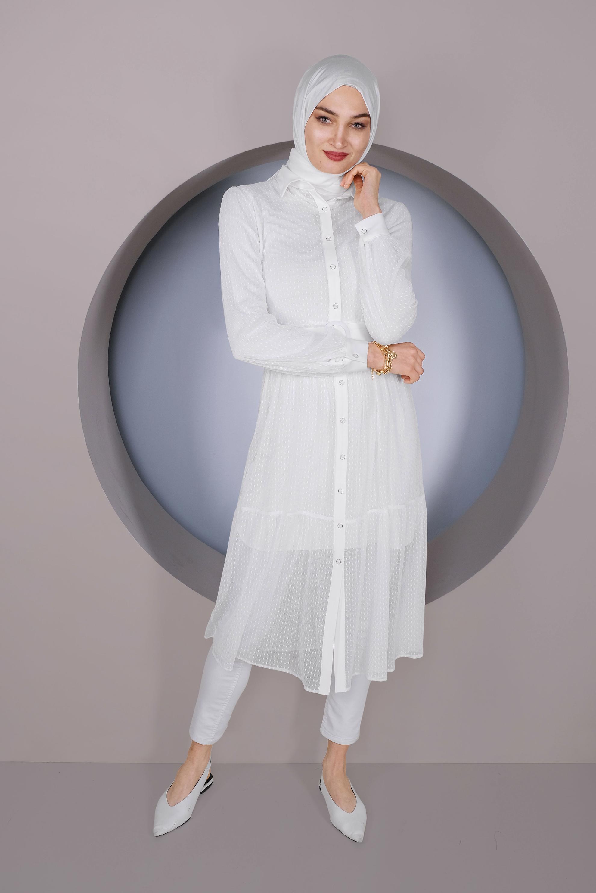 Tesettür giyim BEYAZ BOYDAN DÜĞMELİ TÜL TUNİK 41400