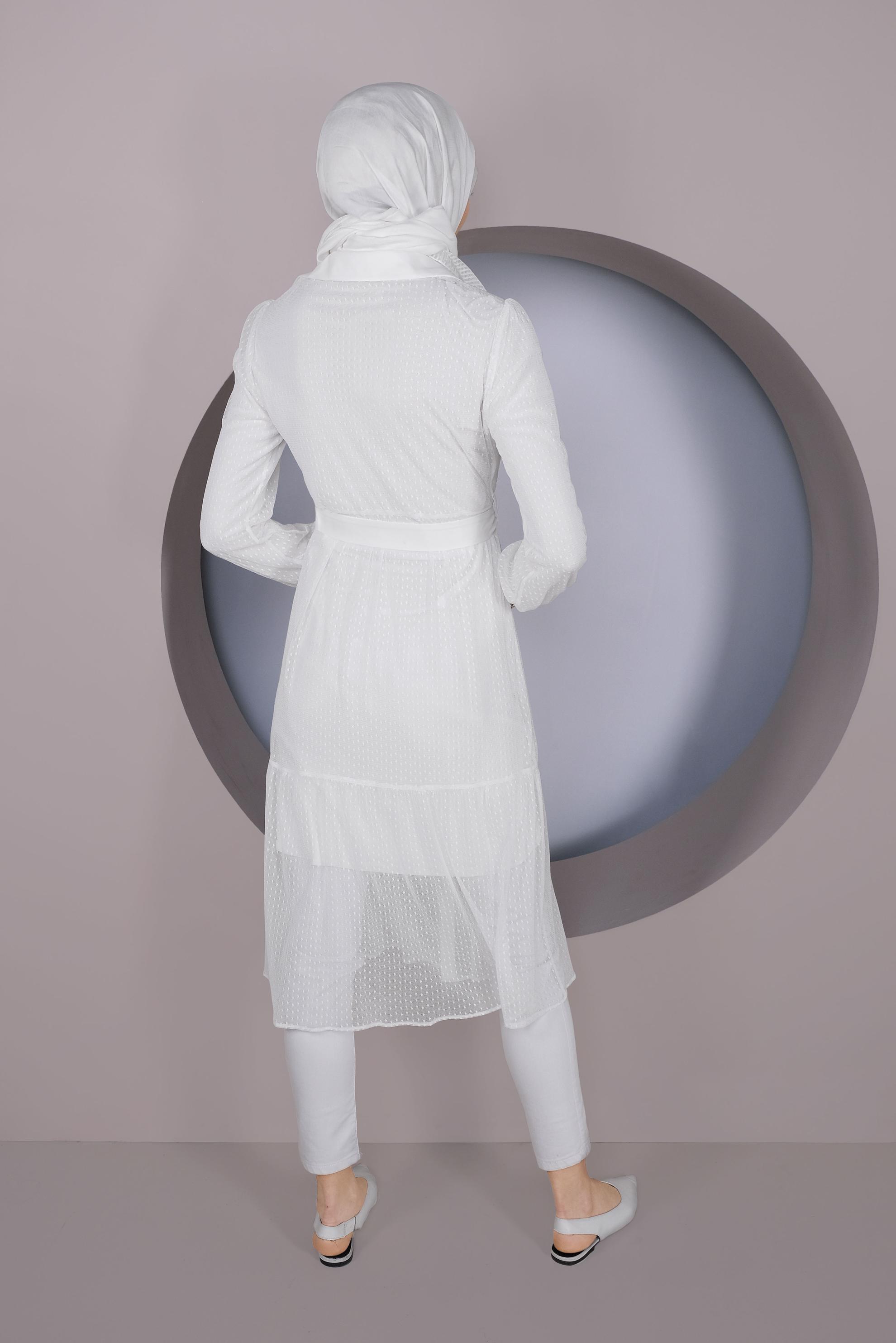 Tesettür giyim BEYAZ BOYDAN DÜĞMELİ TÜL TUNİK 41400