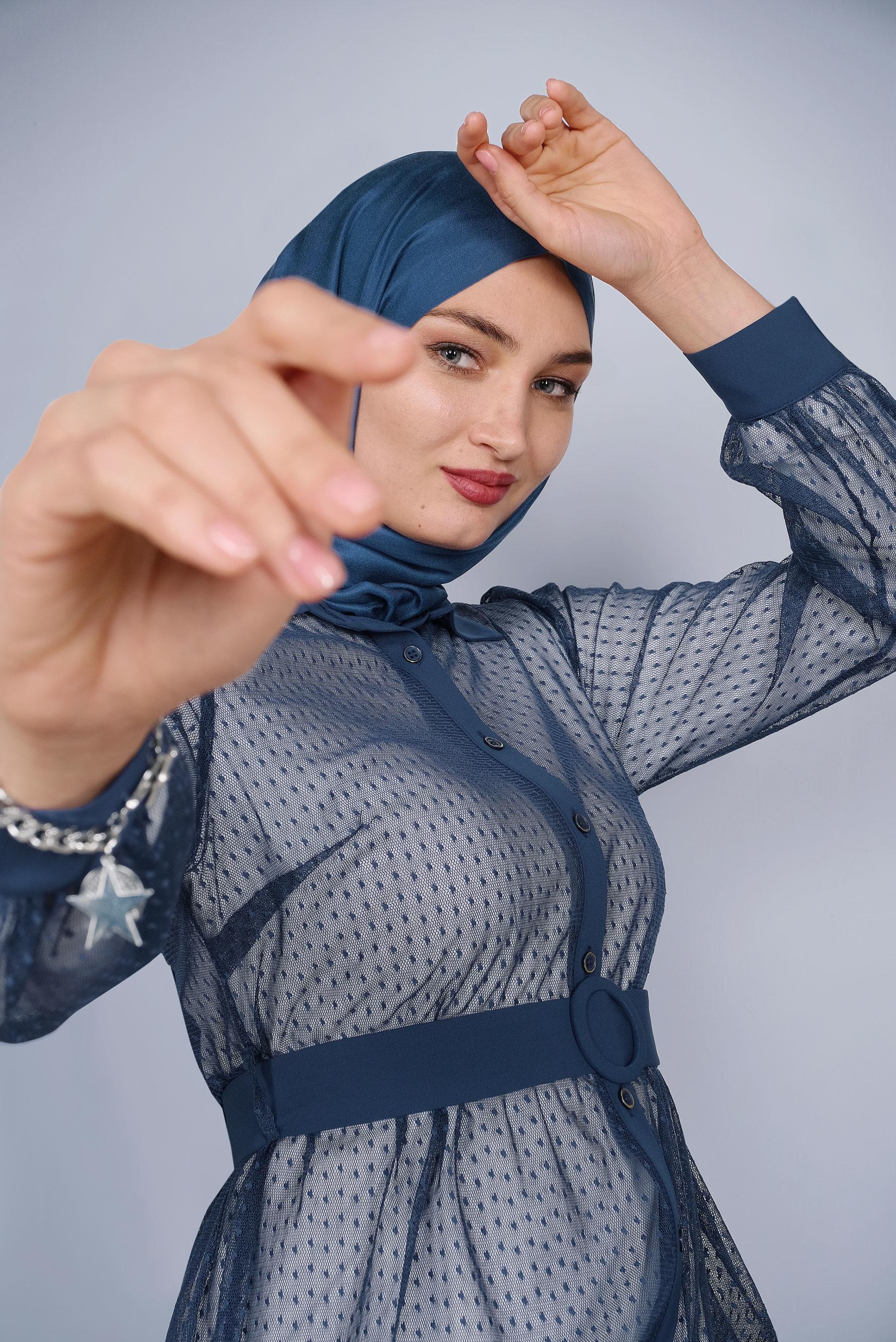 Tesettür giyim LACİVERT BOYDAN DÜĞMELİ TÜL TUNİK 41400