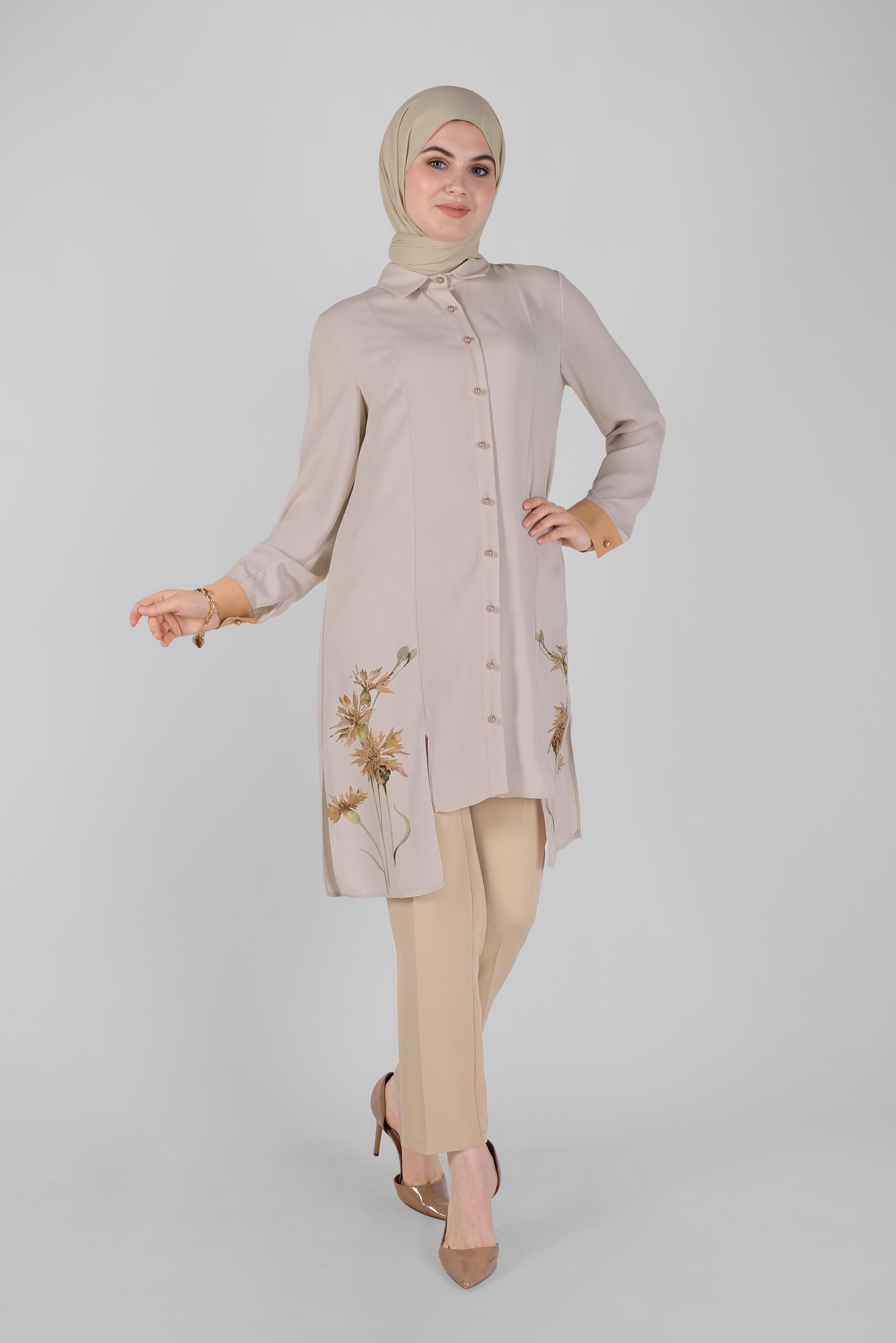 Tesettür giyim EKRU ÇİÇEK BASKILI ASİMETRİK KESİM TUNİK 41421