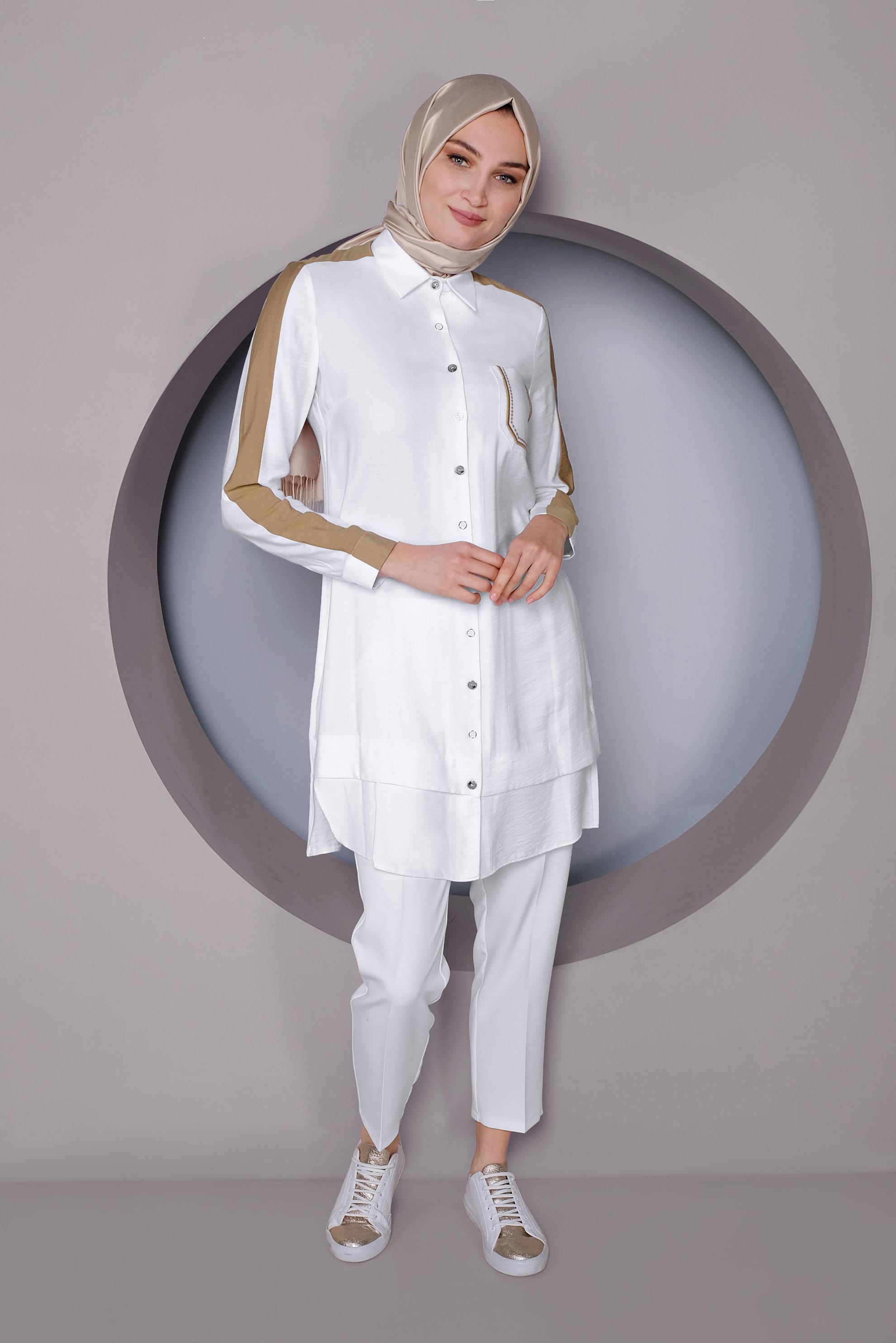 Tesettür giyim BEYAZ ŞERİT DETAYLI DÜĞMELİ TUNİK 41422