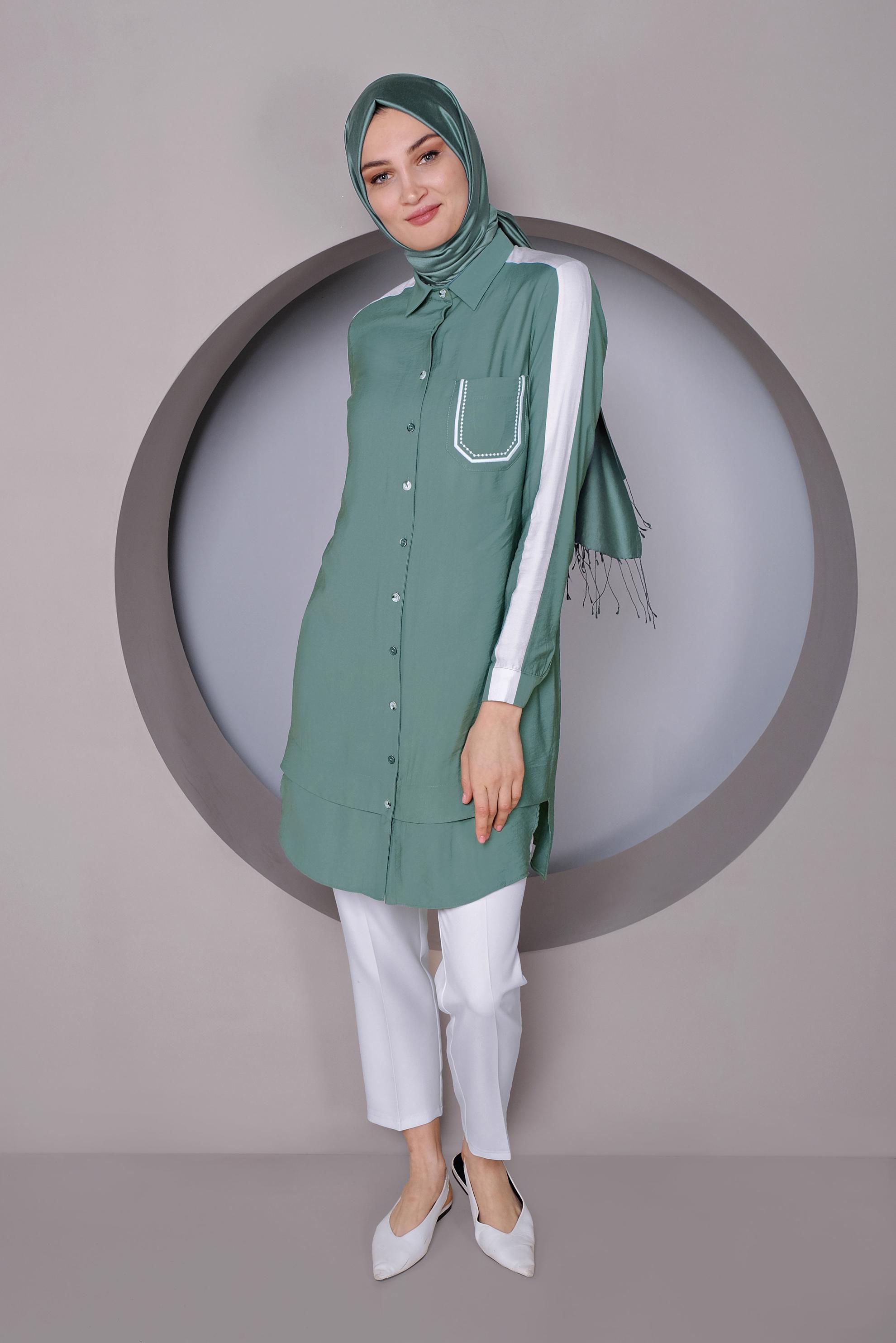 Tesettür giyim YEŞİL ŞERİT DETAYLI DÜĞMELİ TUNİK 41422