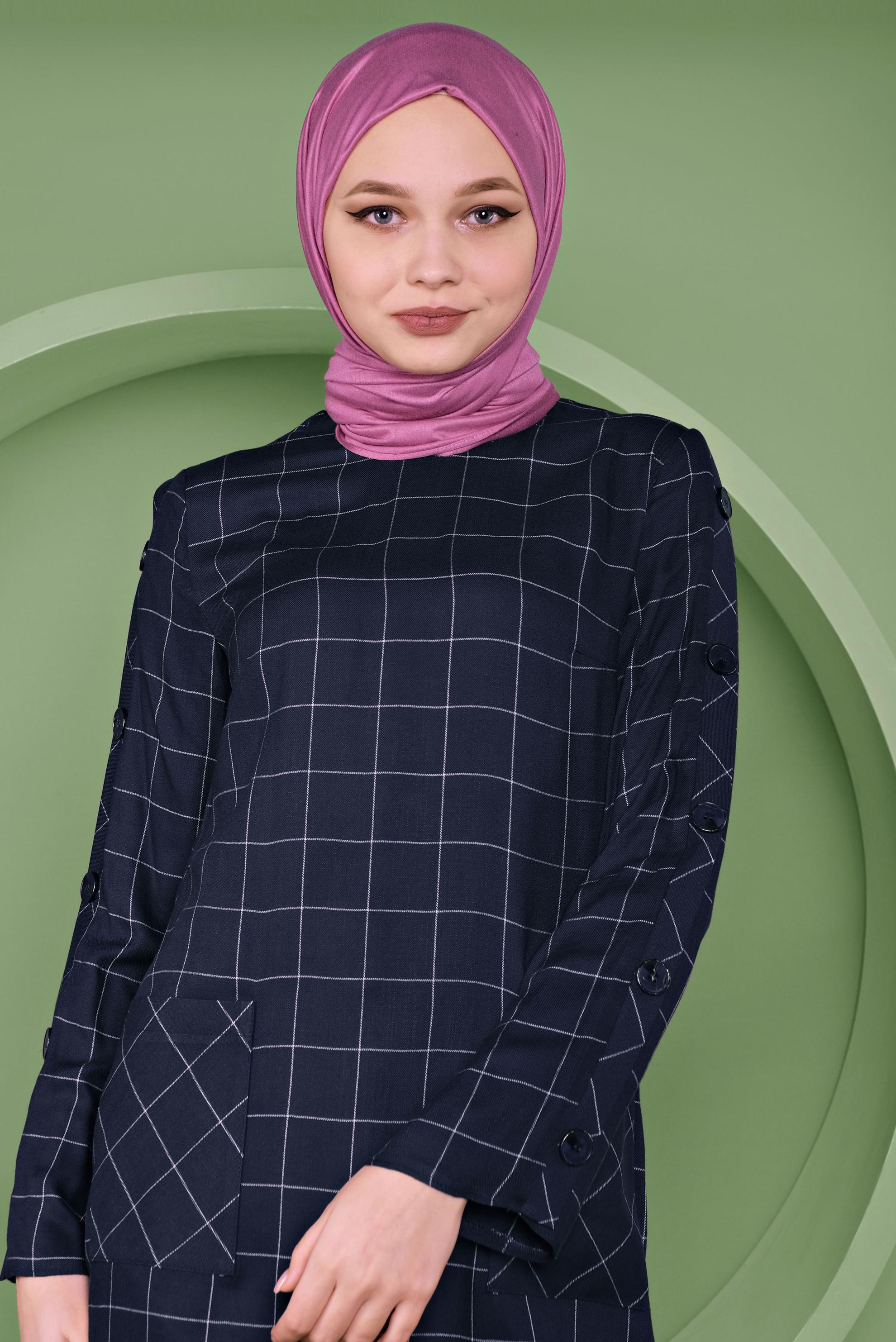 Tesettür giyim LACİVERT KOL KISMI DÜĞME DETAYLI KARELİ TUNİK 41442