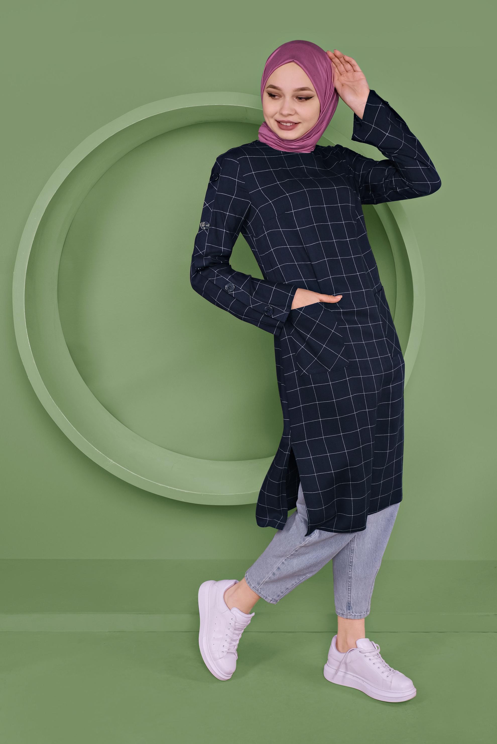 Tesettür giyim LACİVERT KOL KISMI DÜĞME DETAYLI KARELİ TUNİK 41442