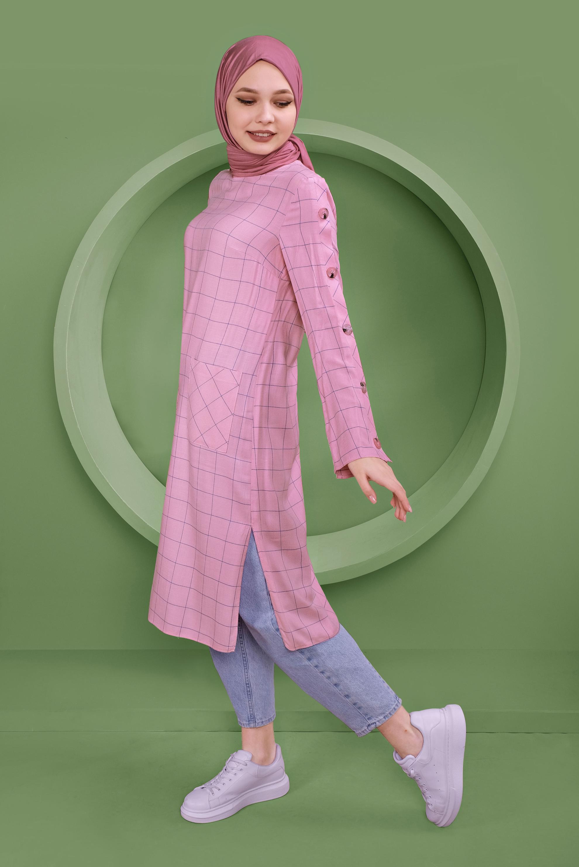 Tesettür giyim PEMBE KOL KISMI DÜĞME DETAYLI KARELİ TUNİK 41442