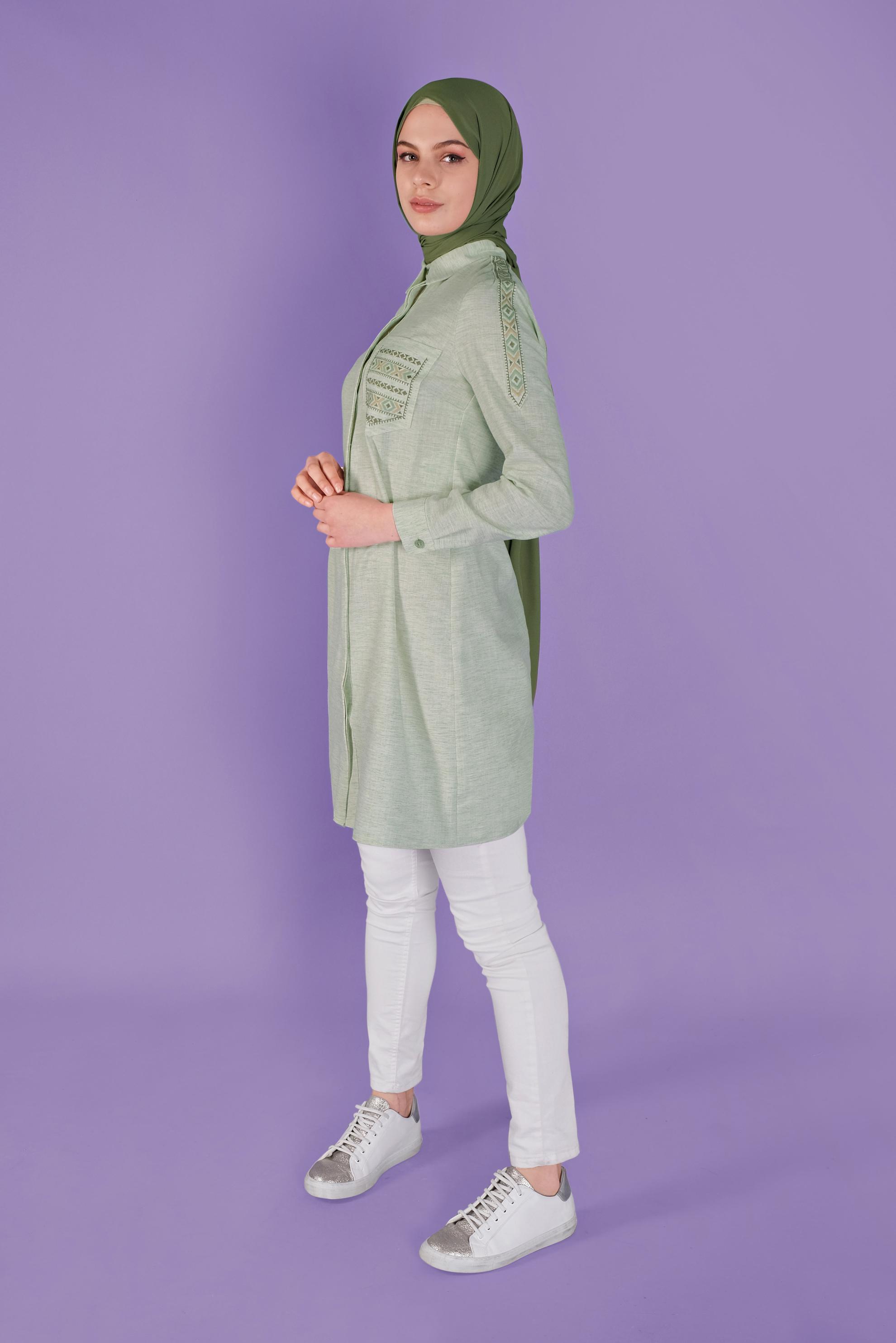 Tesettür giyim YEŞİL NAKIŞLI CEP DETAYLI TUNİK 41445