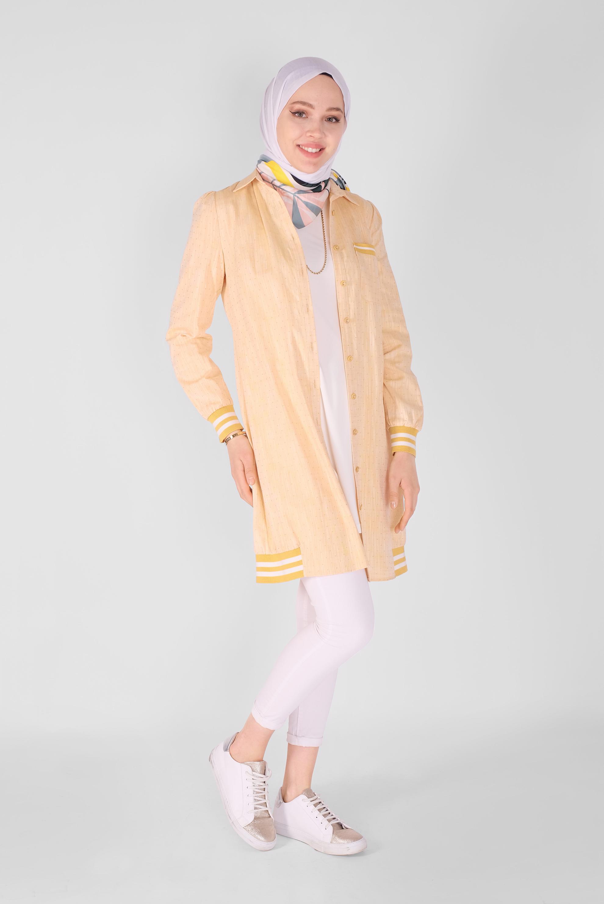 Tesettür giyim SARI DÜĞMELİ MANŞETLERİ LASTİKLİ TUNİK 41446 