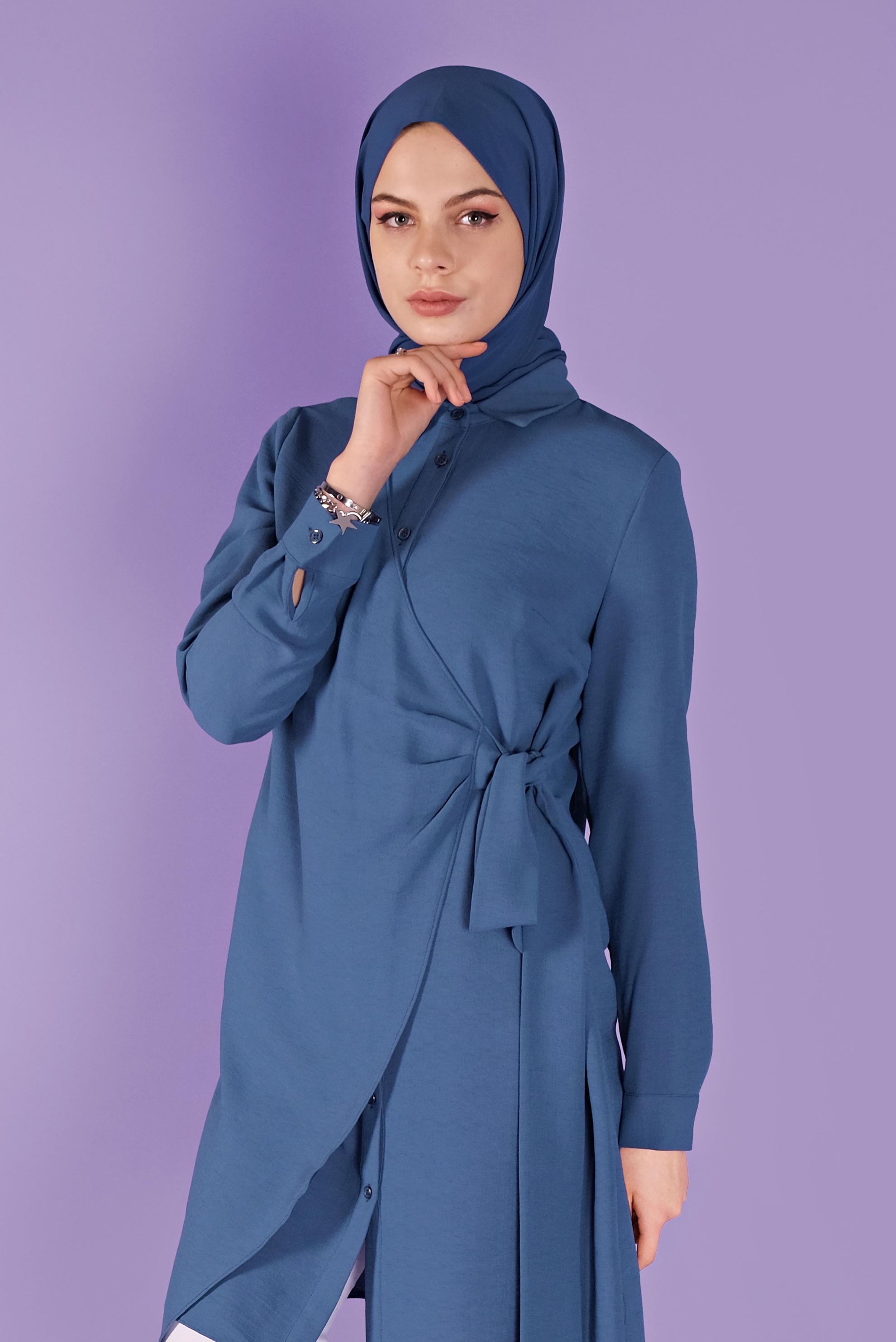 Tesettür giyim LACİVERT YANDAN PARÇA BAĞLAMALI DÜĞMELİ TUNİK 41462