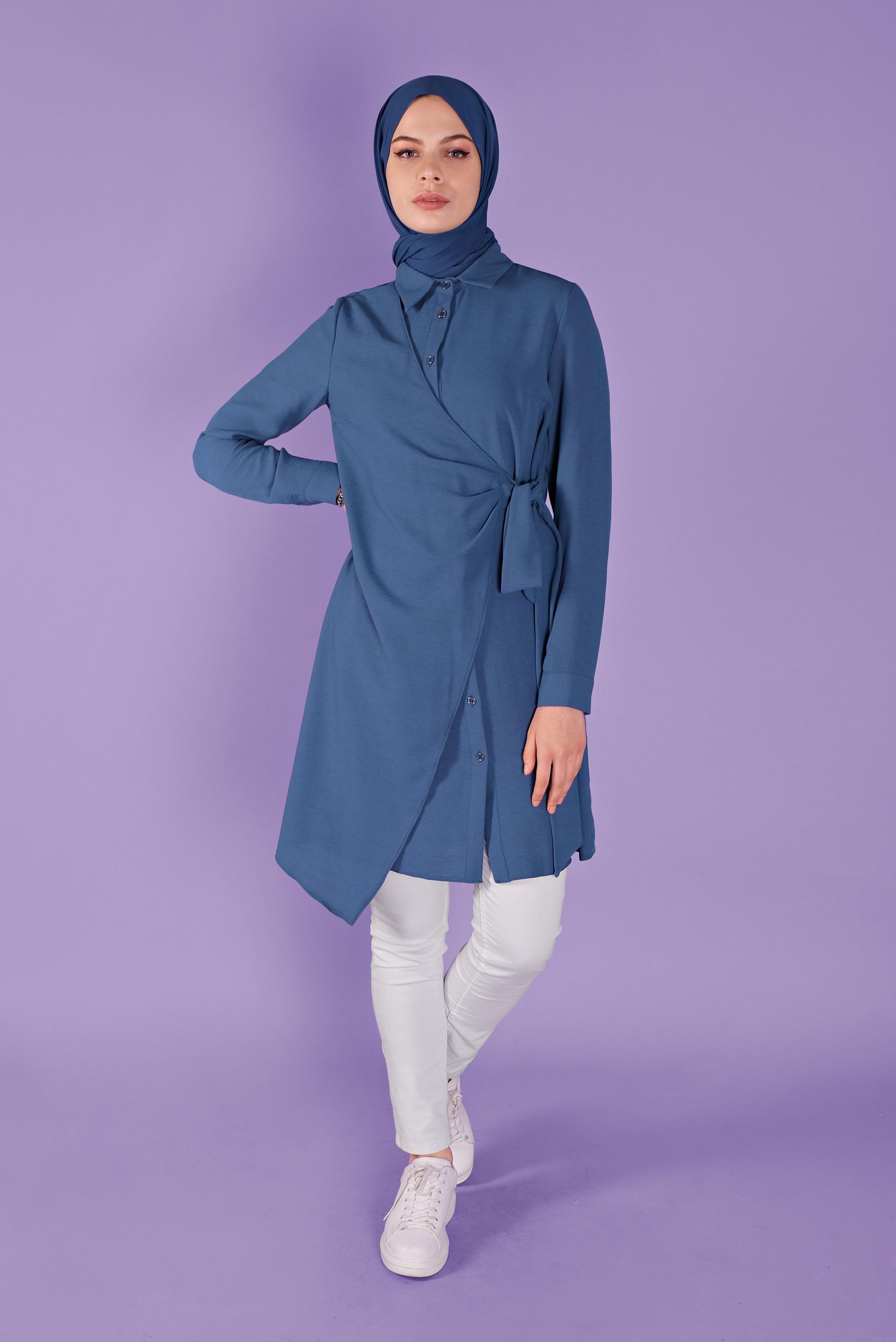 Tesettür giyim LACİVERT YANDAN PARÇA BAĞLAMALI DÜĞMELİ TUNİK 41462