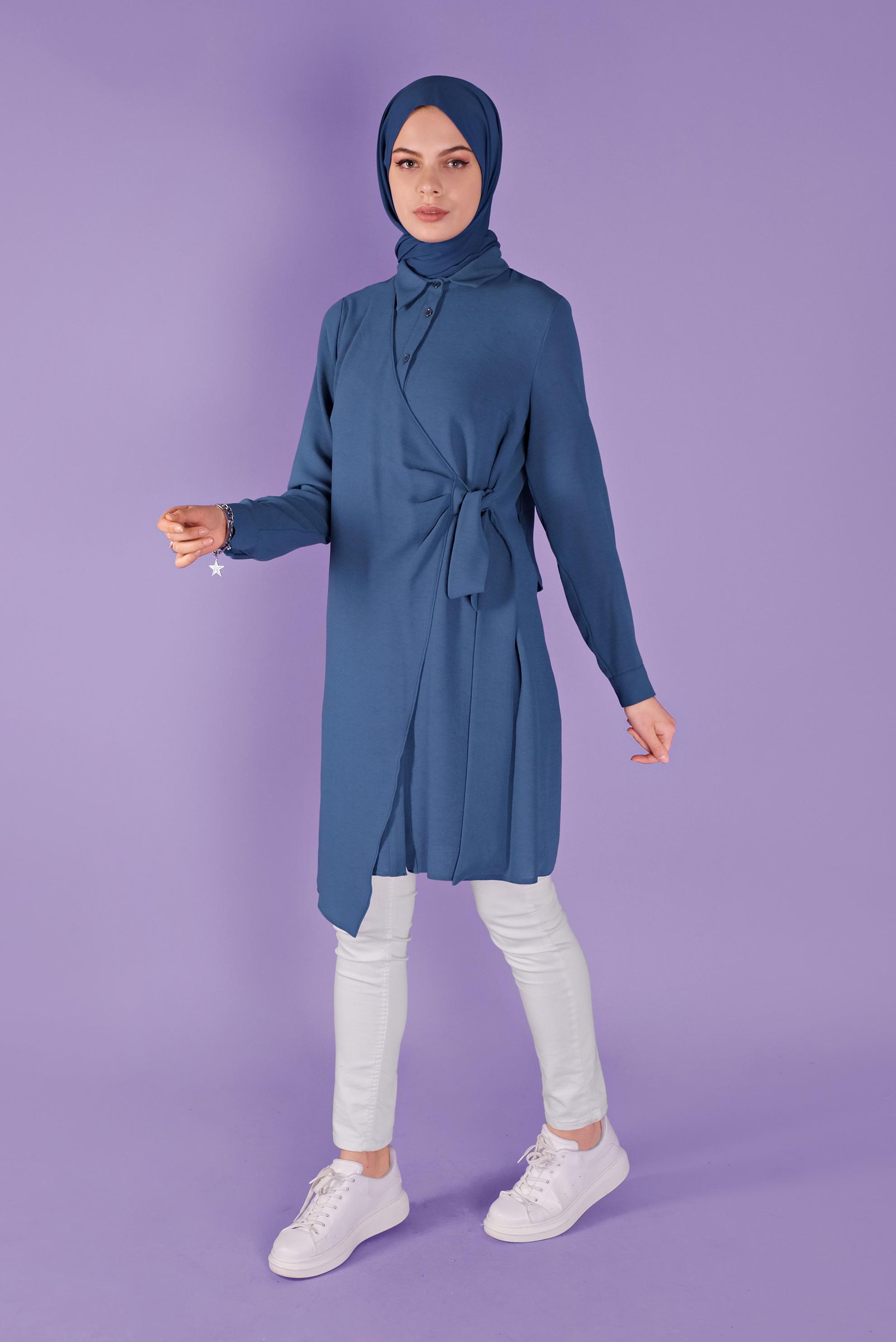 Tesettür giyim LACİVERT YANDAN PARÇA BAĞLAMALI DÜĞMELİ TUNİK 41462