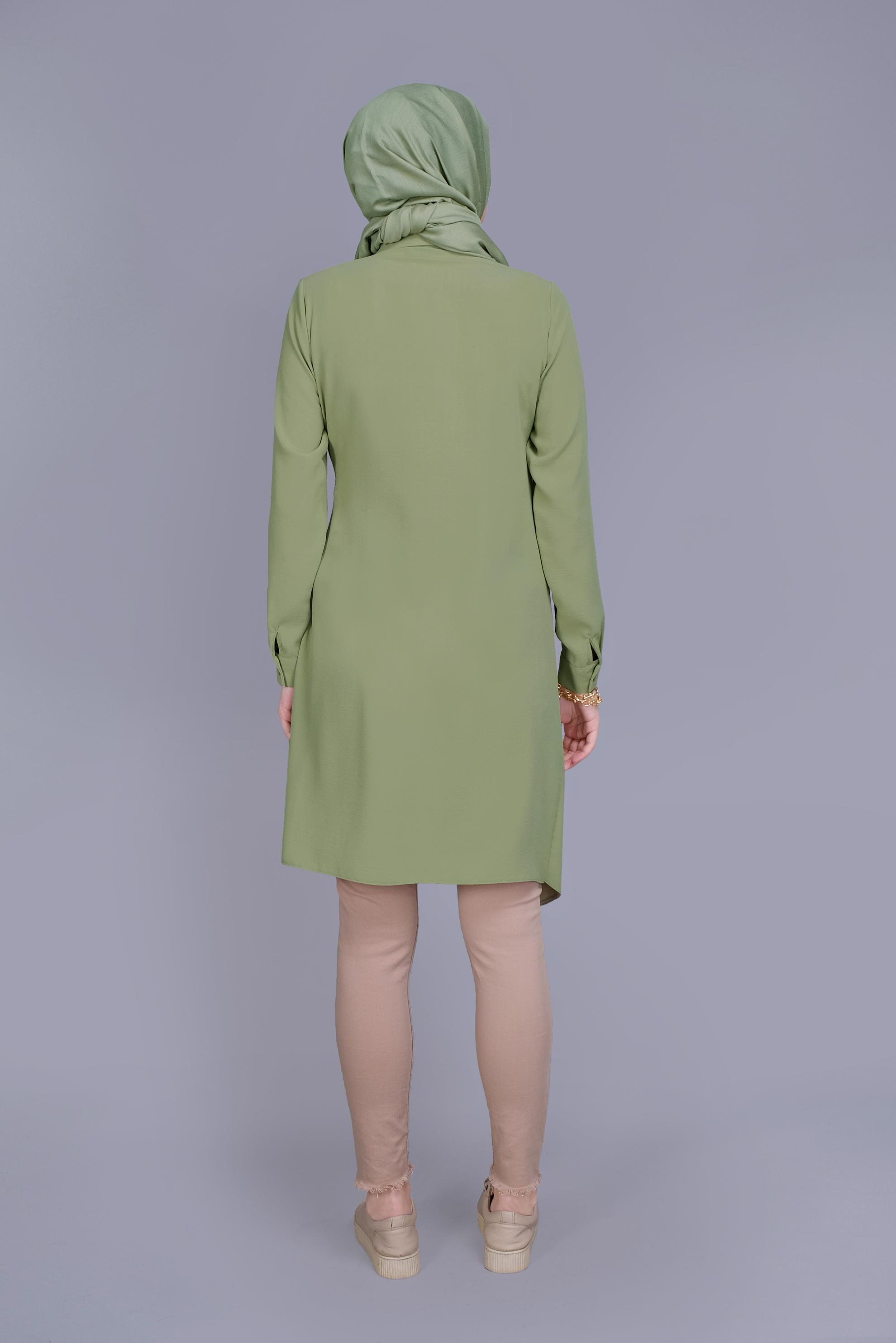 Tesettür giyim YEŞİL YANDAN PARÇA BAĞLAMALI DÜĞMELİ TUNİK 41462