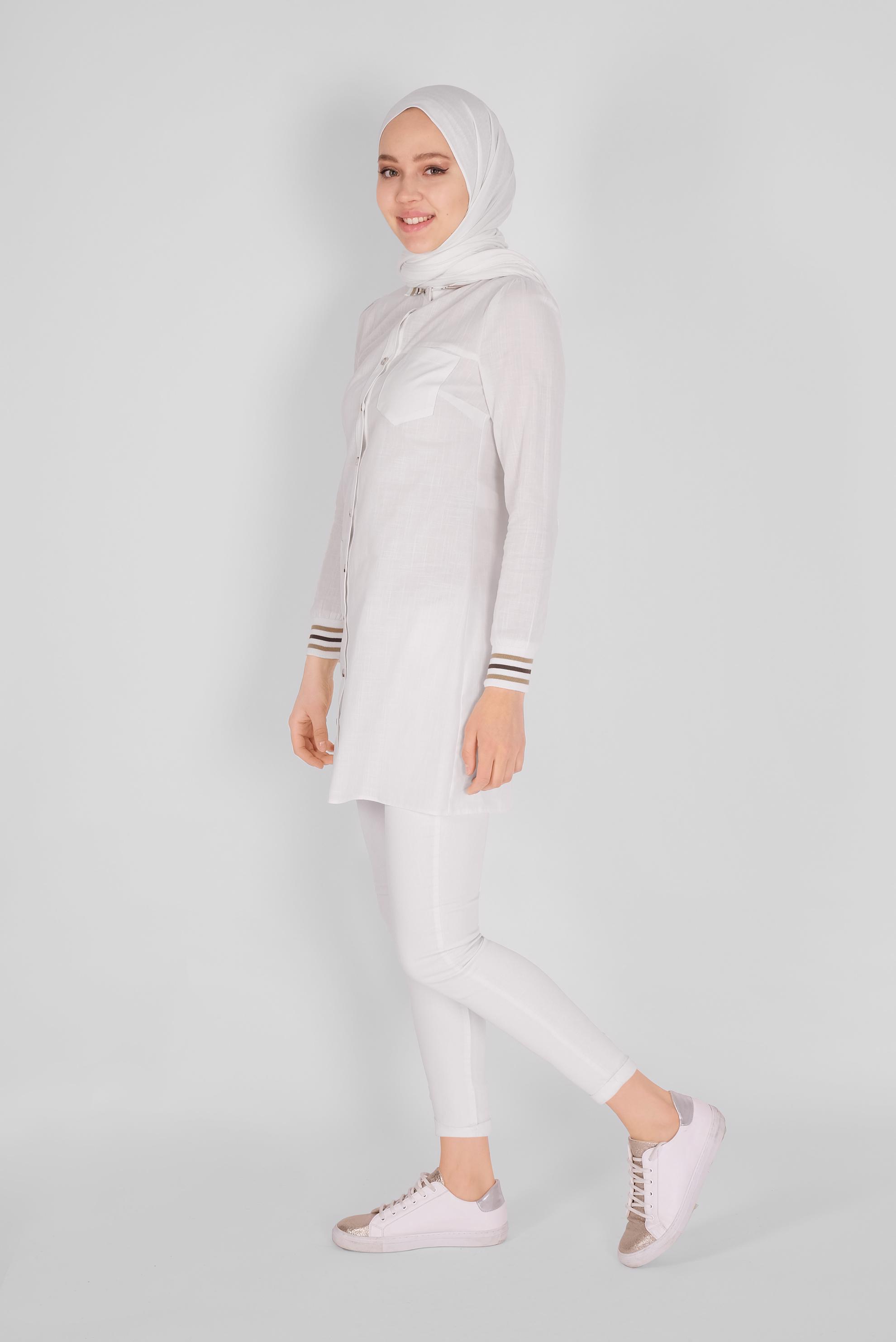 Tesettür giyim BEYAZ PAMUKLU DÜĞMELİ CEPLİ TUNİK 41463 