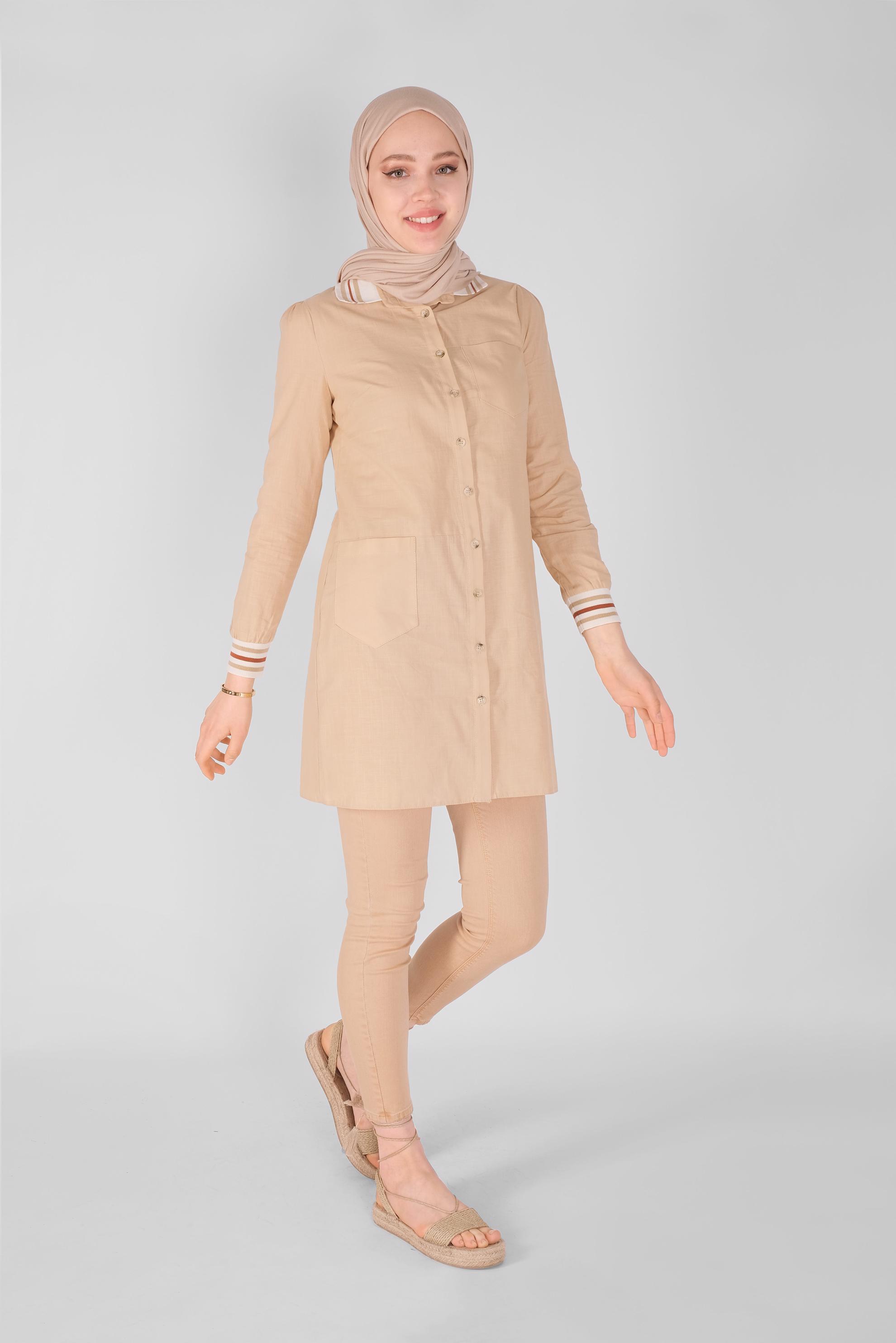 Tesettür giyim BEJ PAMUKLU DÜĞMELİ CEPLİ TUNİK 41463 