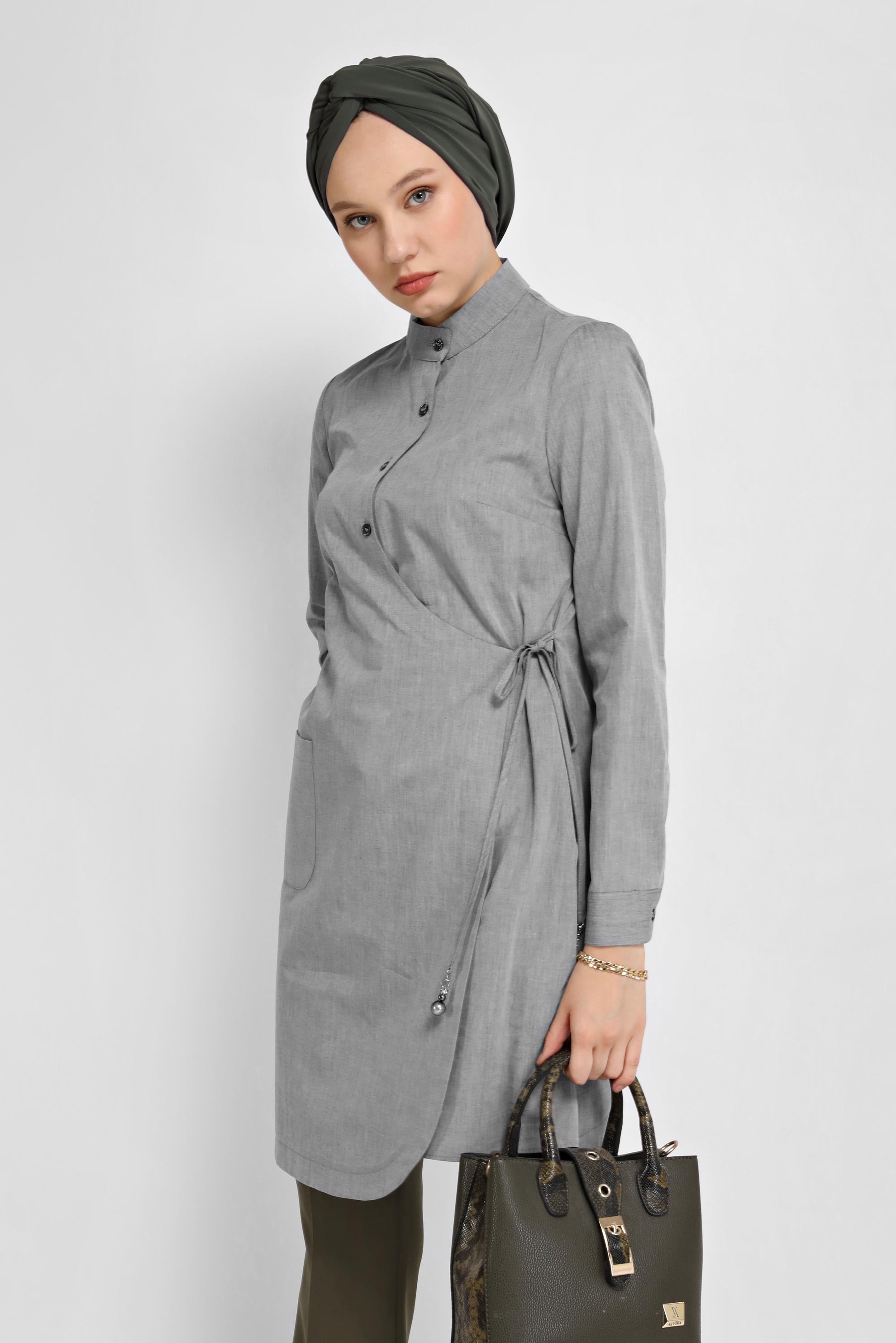 Tesettür giyim SİYAH BAĞCIKLI DÜĞMELİ TUNİK 41464