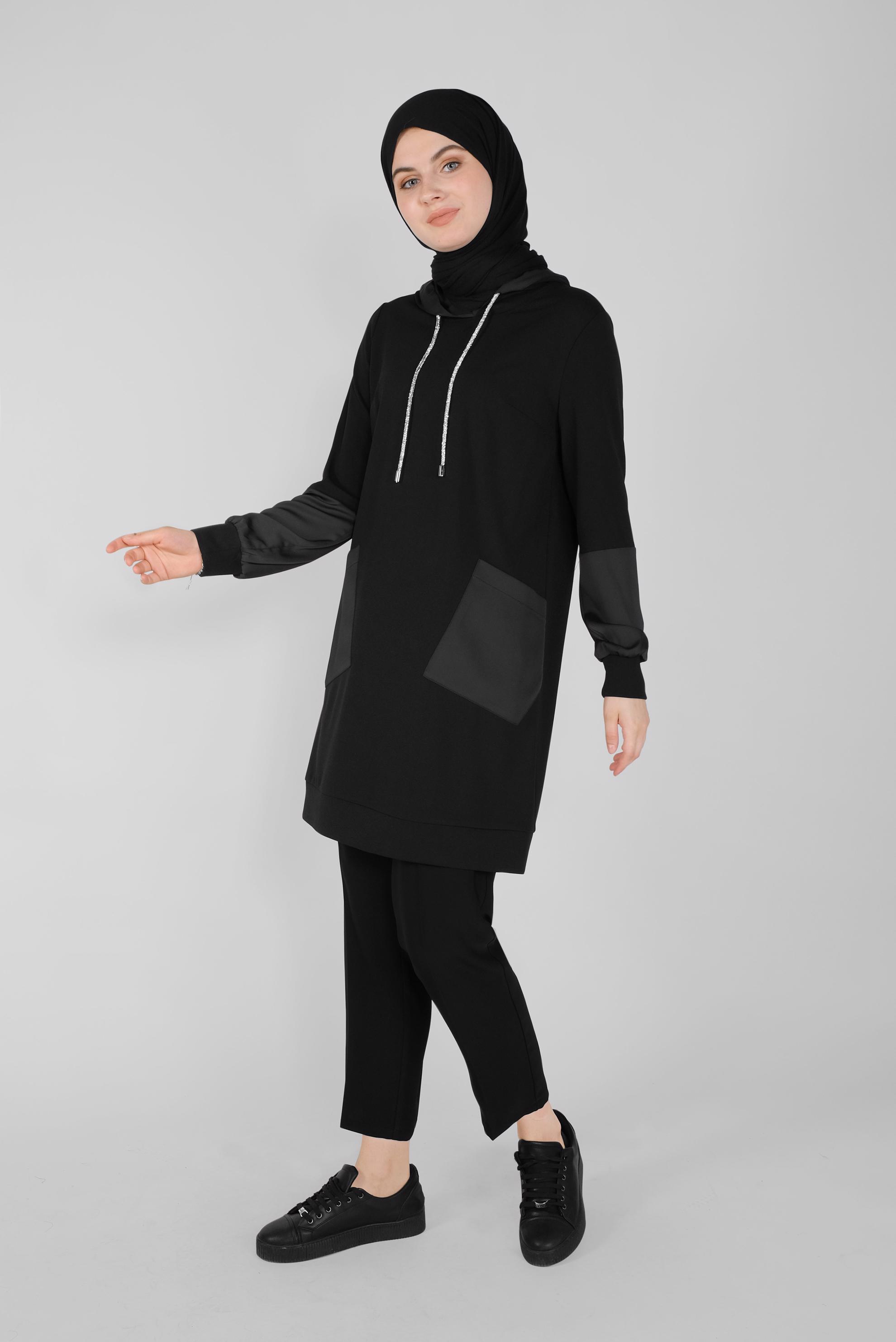 Tesettür giyim SİYAH TAŞ BAĞCIKLI SATEN KOMBİNLİ ÖRME TUNİK 41486 