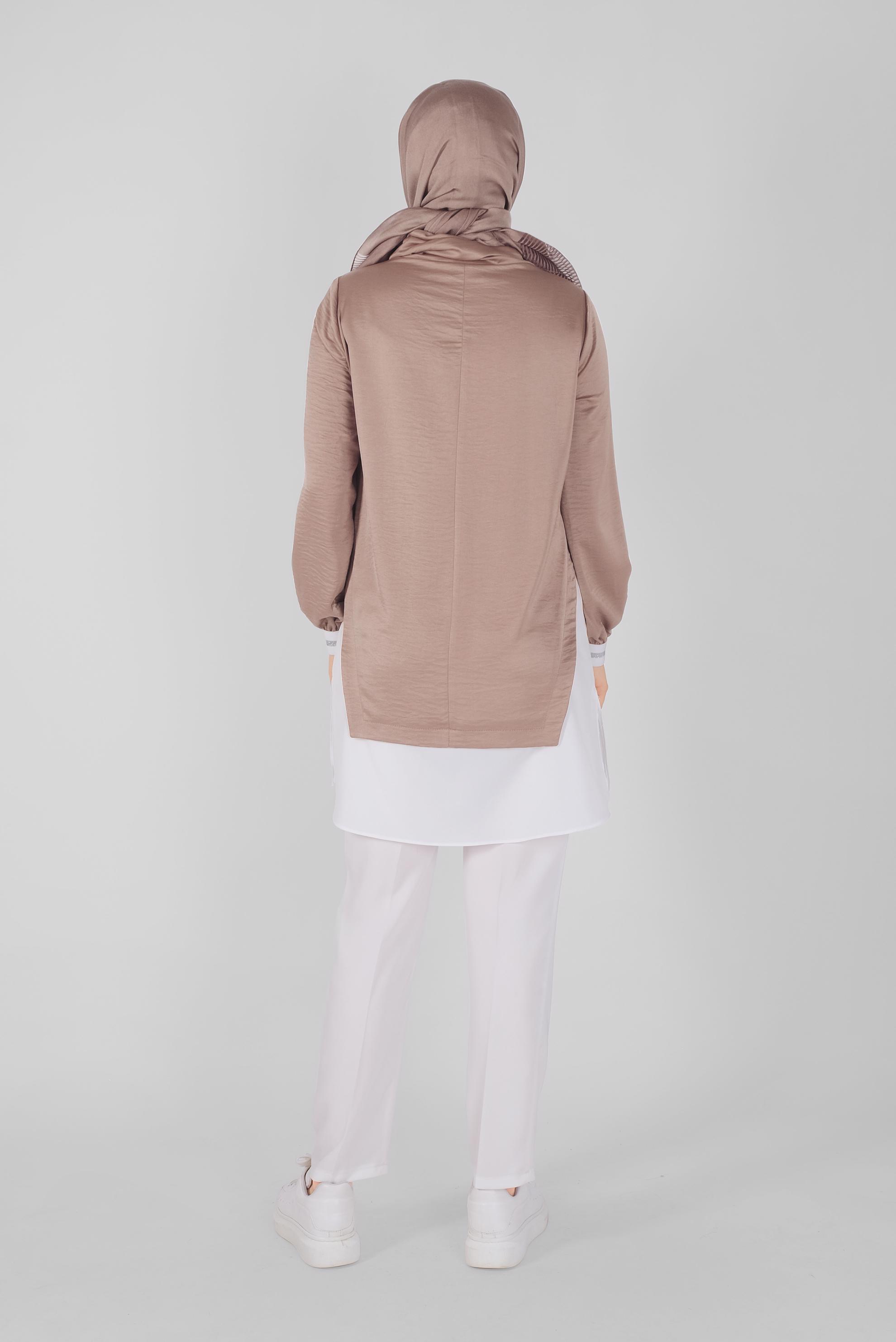 Tesettür giyim BEJ TAŞLI BAĞCIKLI GÖMLEK DETAYLI SATEN AEROBİN TUNİK 41489 