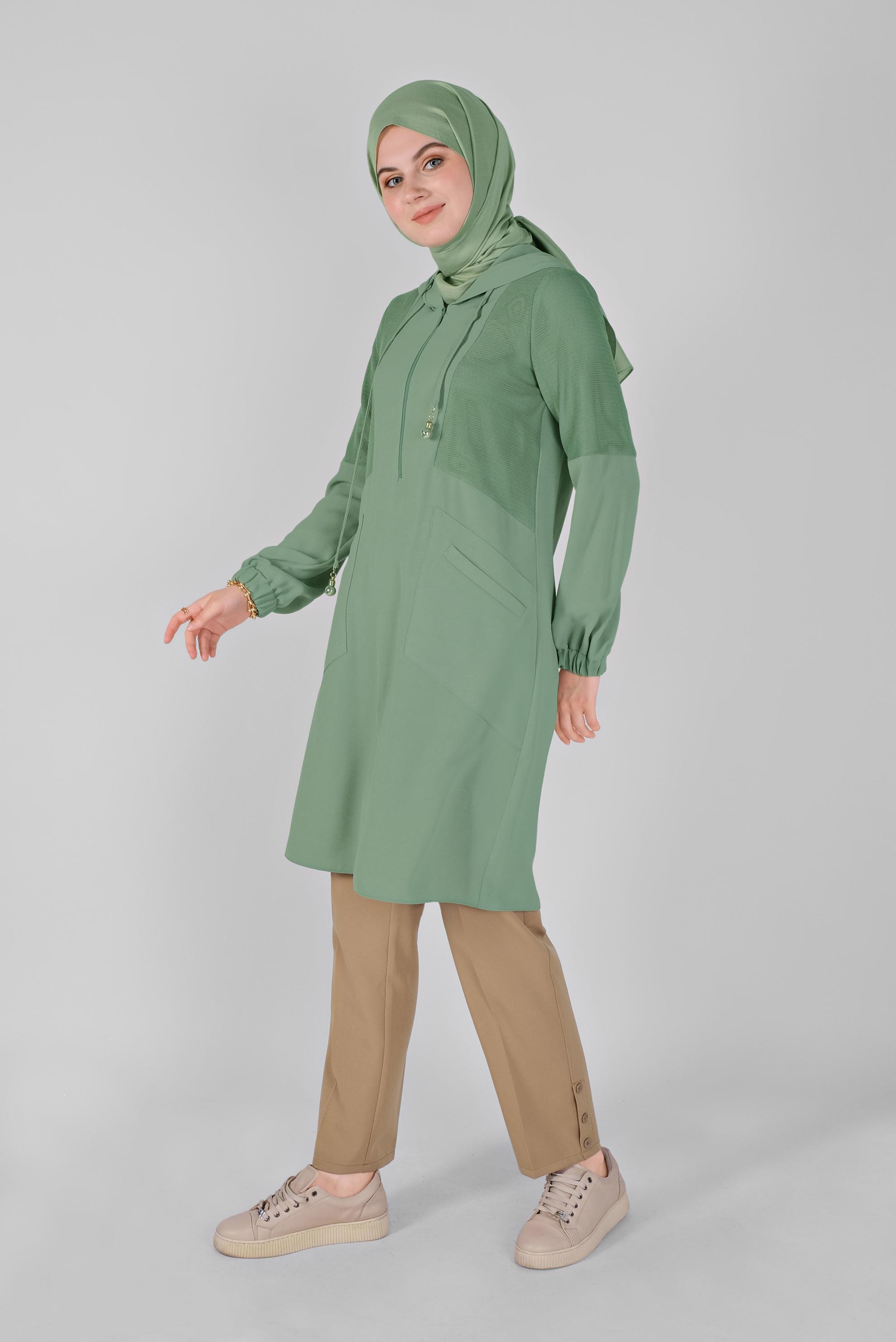 Tesettür giyim YEŞİL FİLELİ KAPÜŞONLU TUNİK 41490