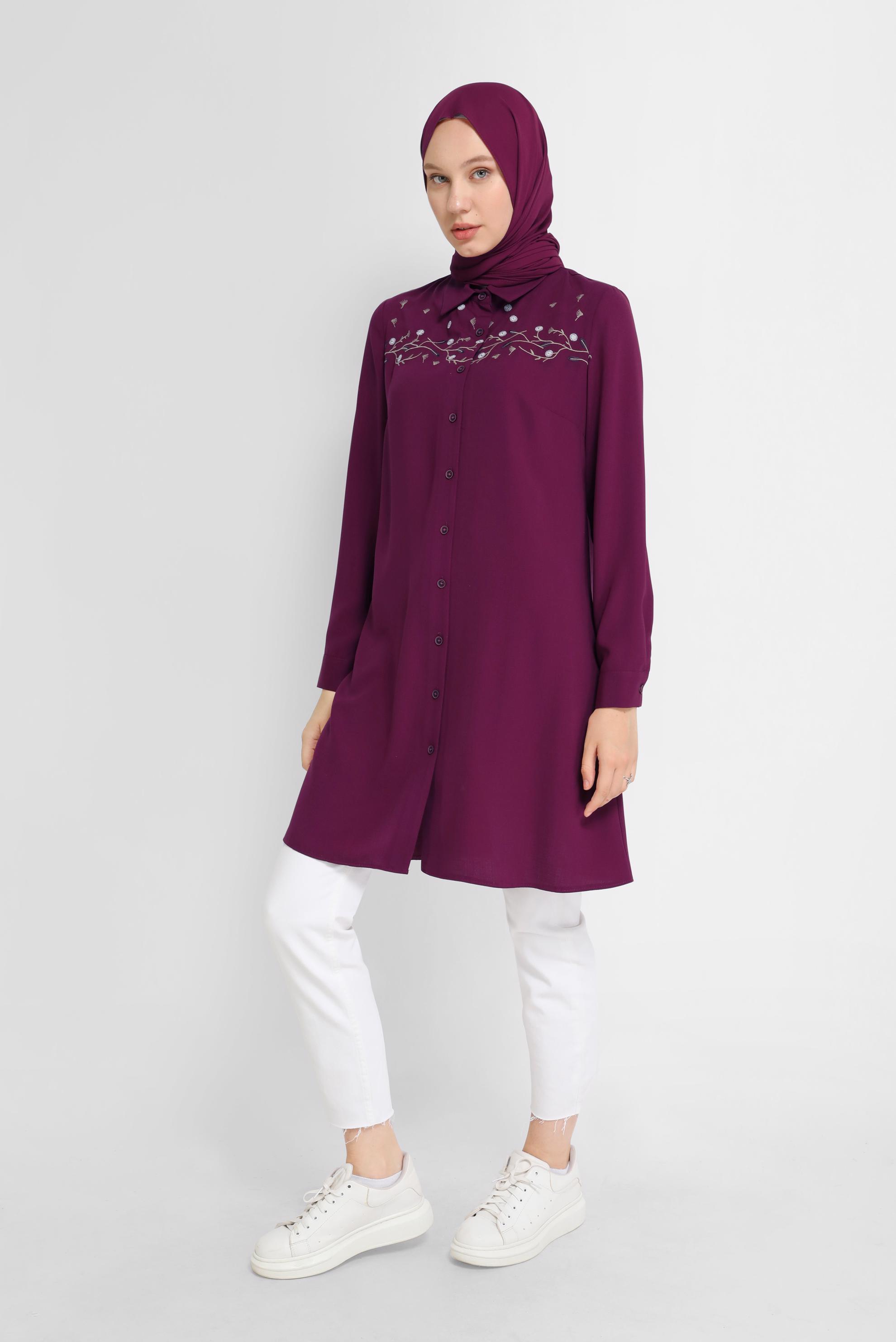 Tesettür giyim MÜRDÜM ÇİÇEK İŞLEMELİ DÜĞMELİ TUNİK 41493 