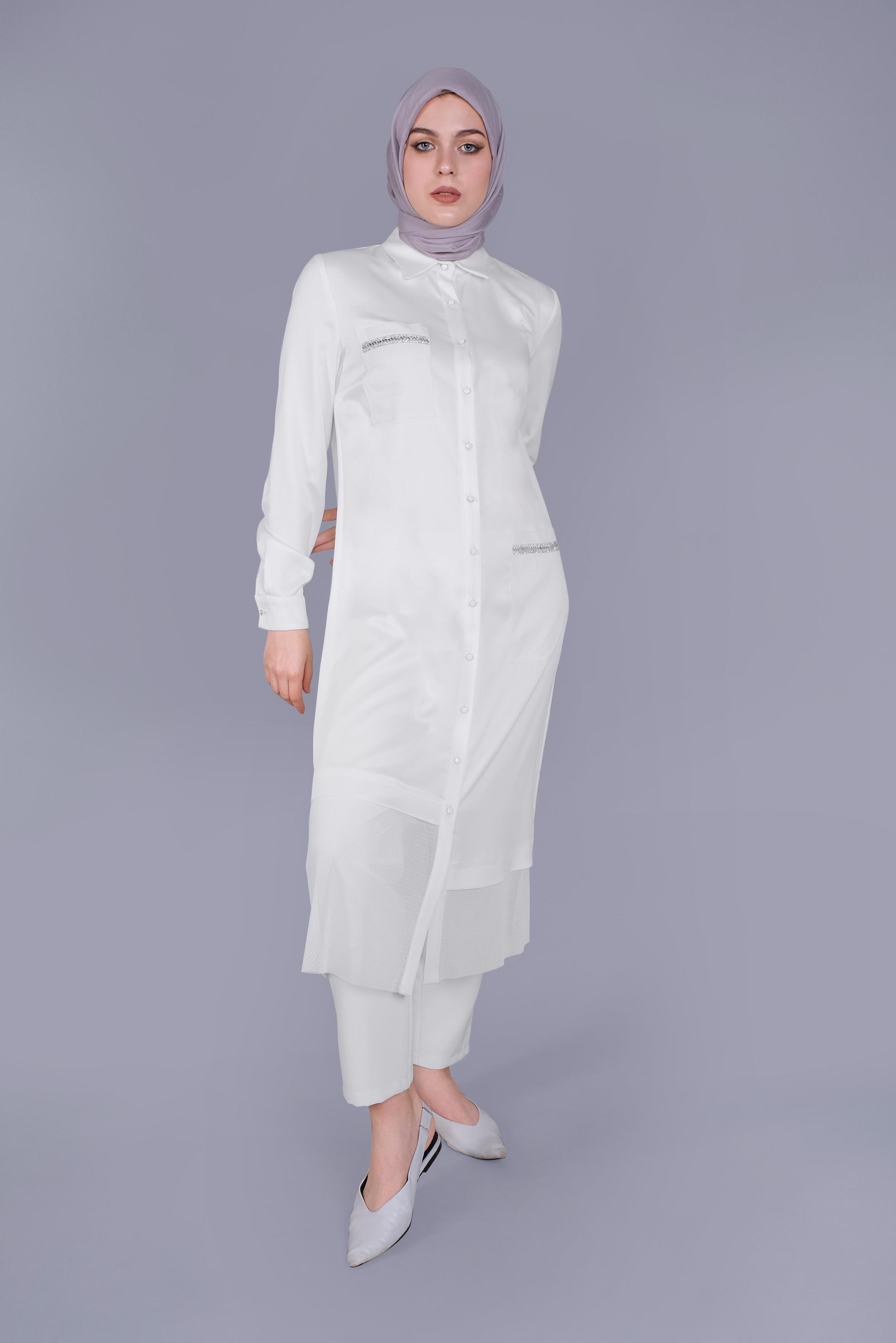 Tesettür giyim BEYAZ BOYDAN DÜĞMELİ SATEN TUNİK  41497 