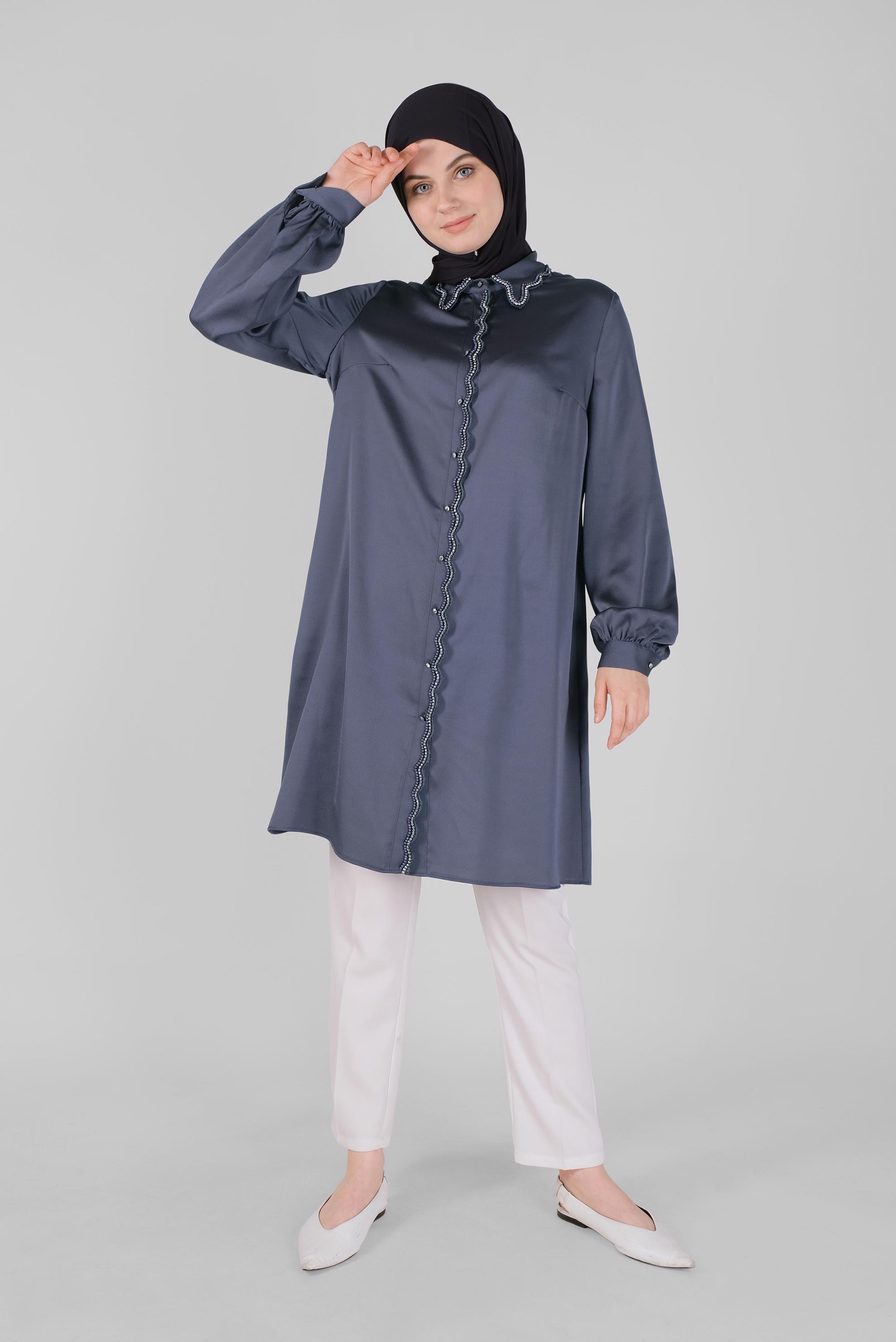 Tesettür giyim GRİ BONCUKLU TAŞLI SATEN TUNİK 41499 