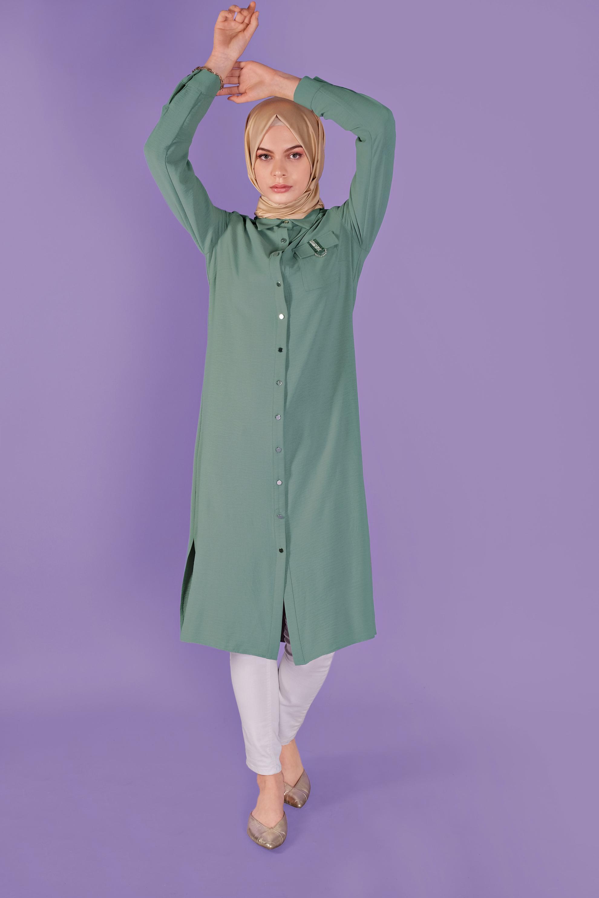 Tesettür giyim YEŞİL BOYDAN DÜĞMELİ TAŞLI  TUNİK 41505