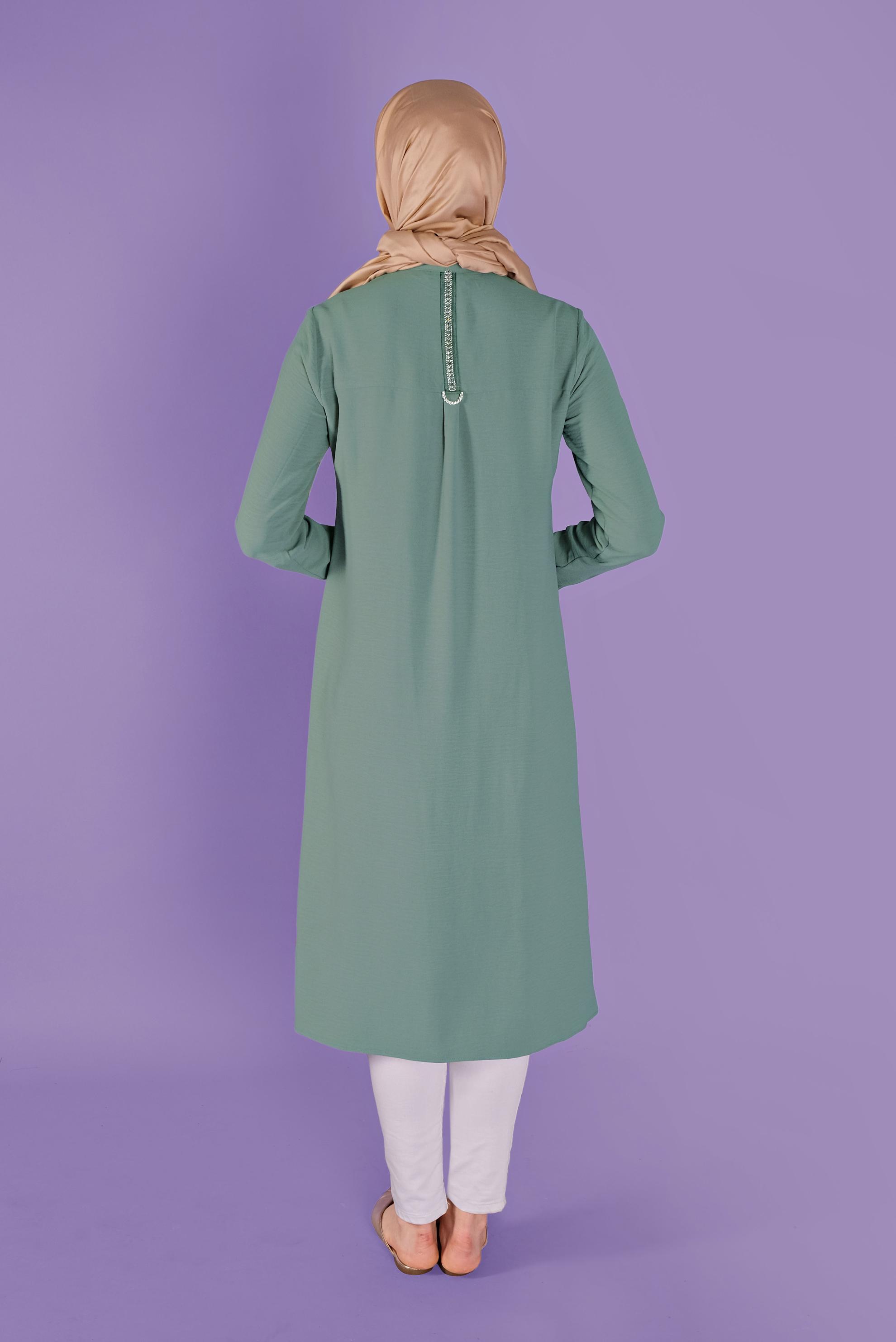 Tesettür giyim YEŞİL BOYDAN DÜĞMELİ TAŞLI  TUNİK 41505