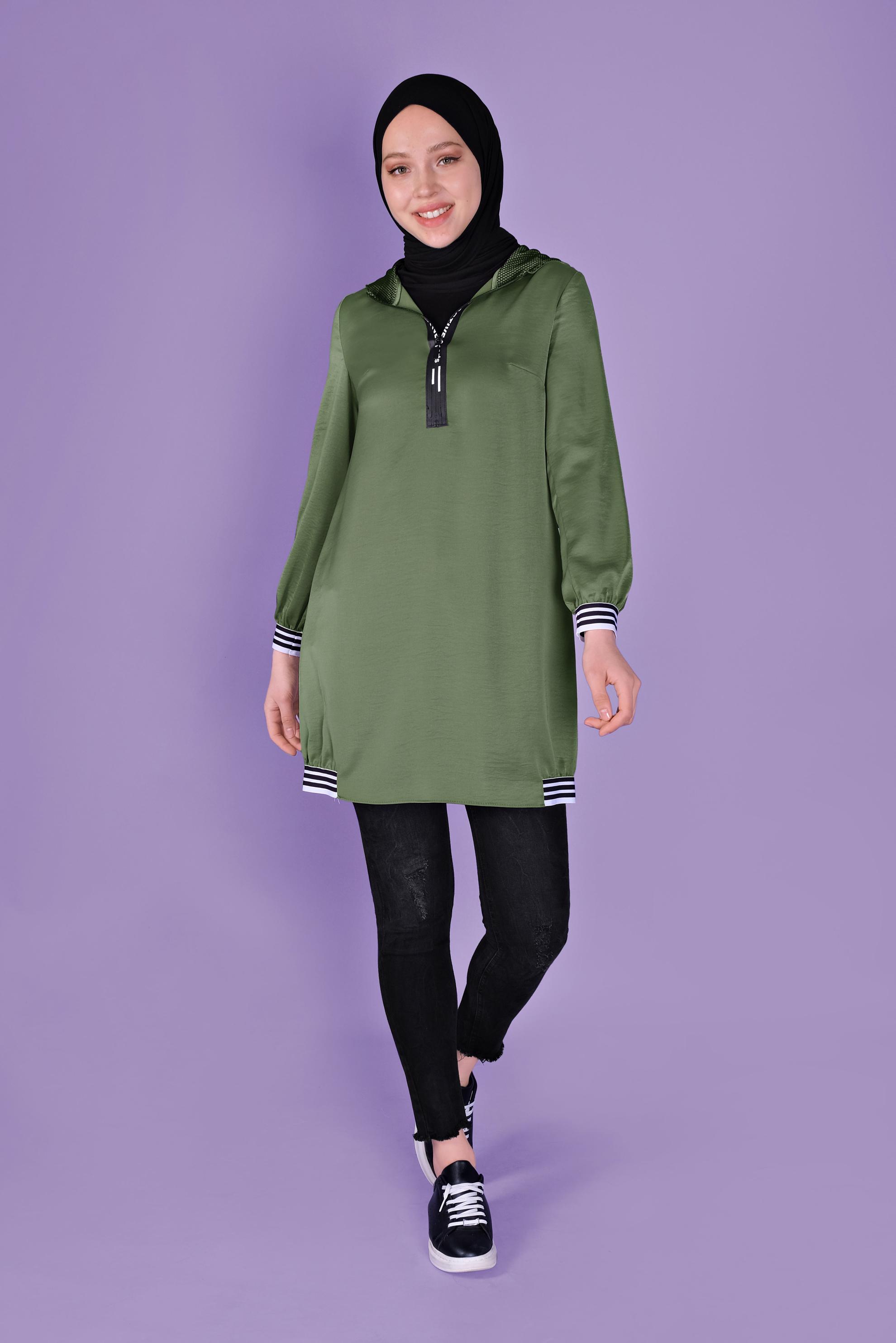 Tesettür giyim HAKİ KAPÜŞONLU SATEN AEROBİN TUNİK 41507 