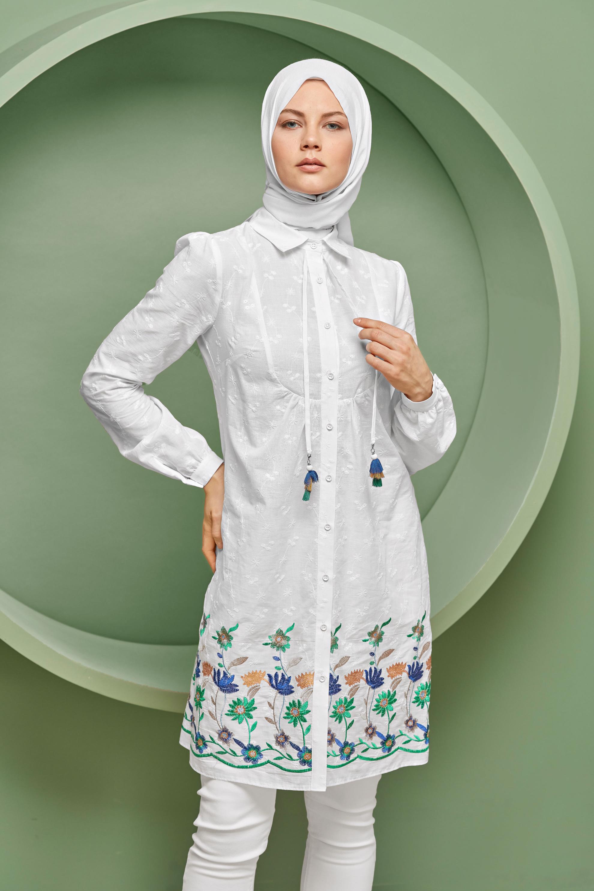 Tesettür giyim BEYAZ NAKIŞ İŞLEMELİ TUNİK 41525