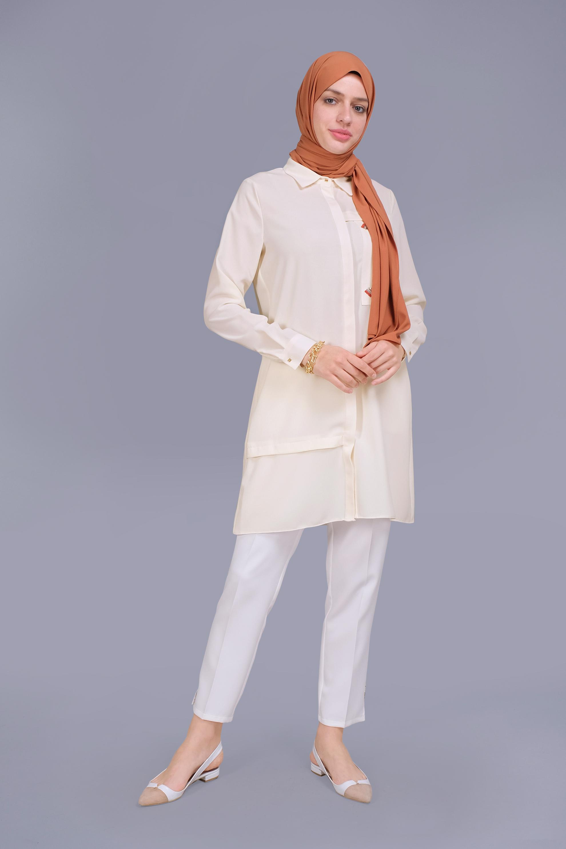 Tesettür giyim BEYAZ NAKIŞLI PULLU TUNİK 41529 