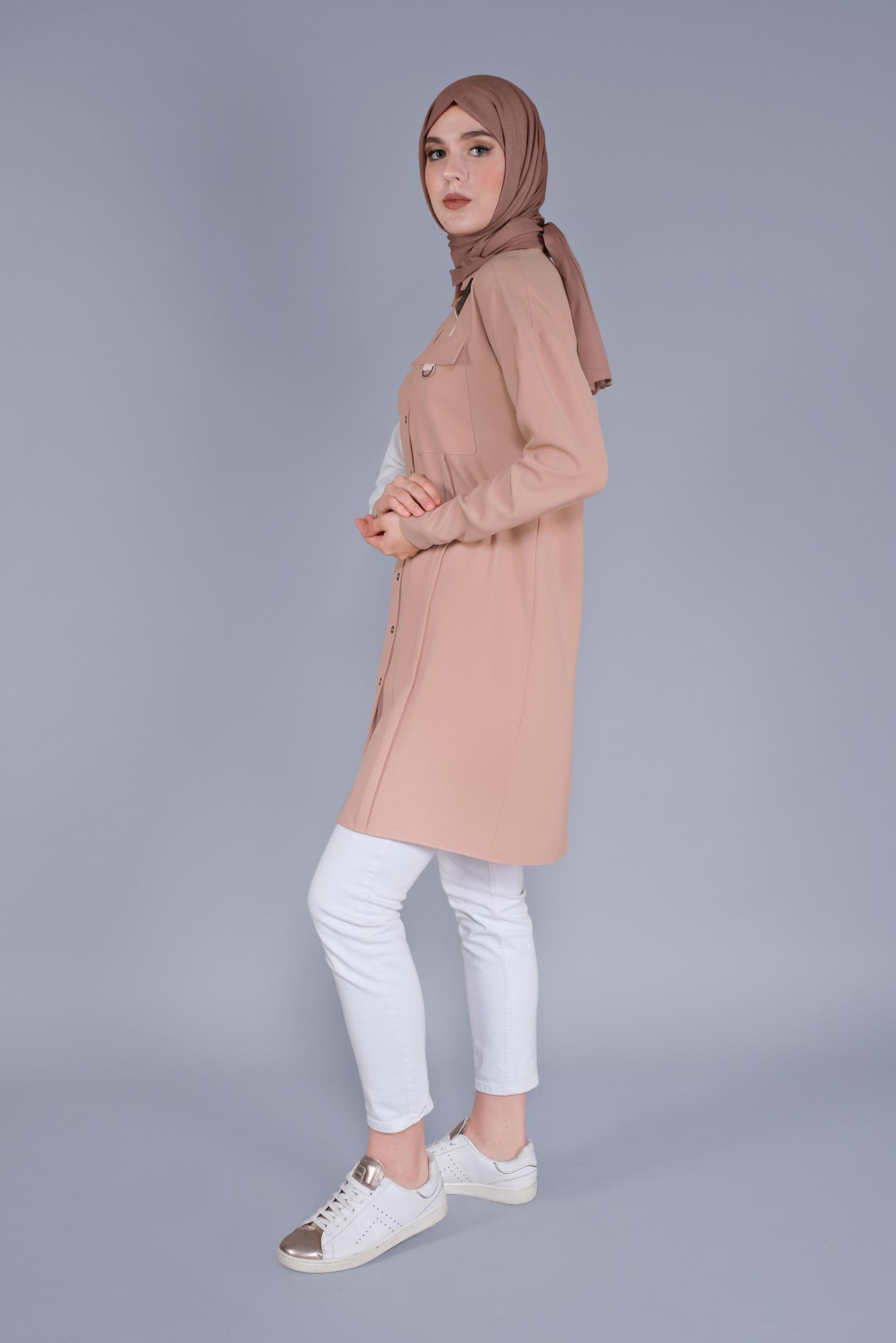 Tesettür giyim PUDRA TOKA DETAYLI DÜĞMELİ TUNİK 41541