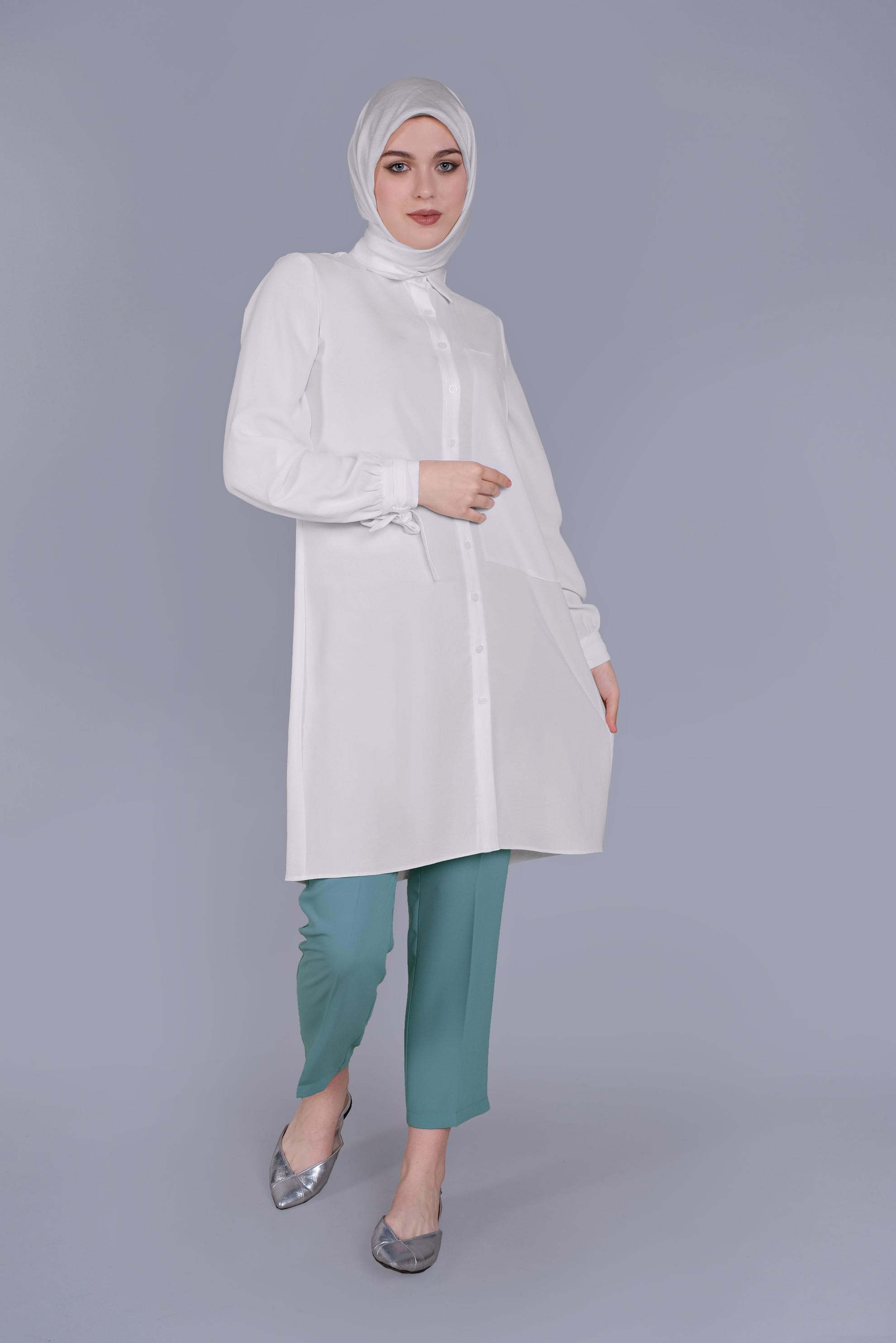 Tesettür giyim BEYAZ MANŞETLERİ BAĞLAMA DETAYLI TUNİK 41544 