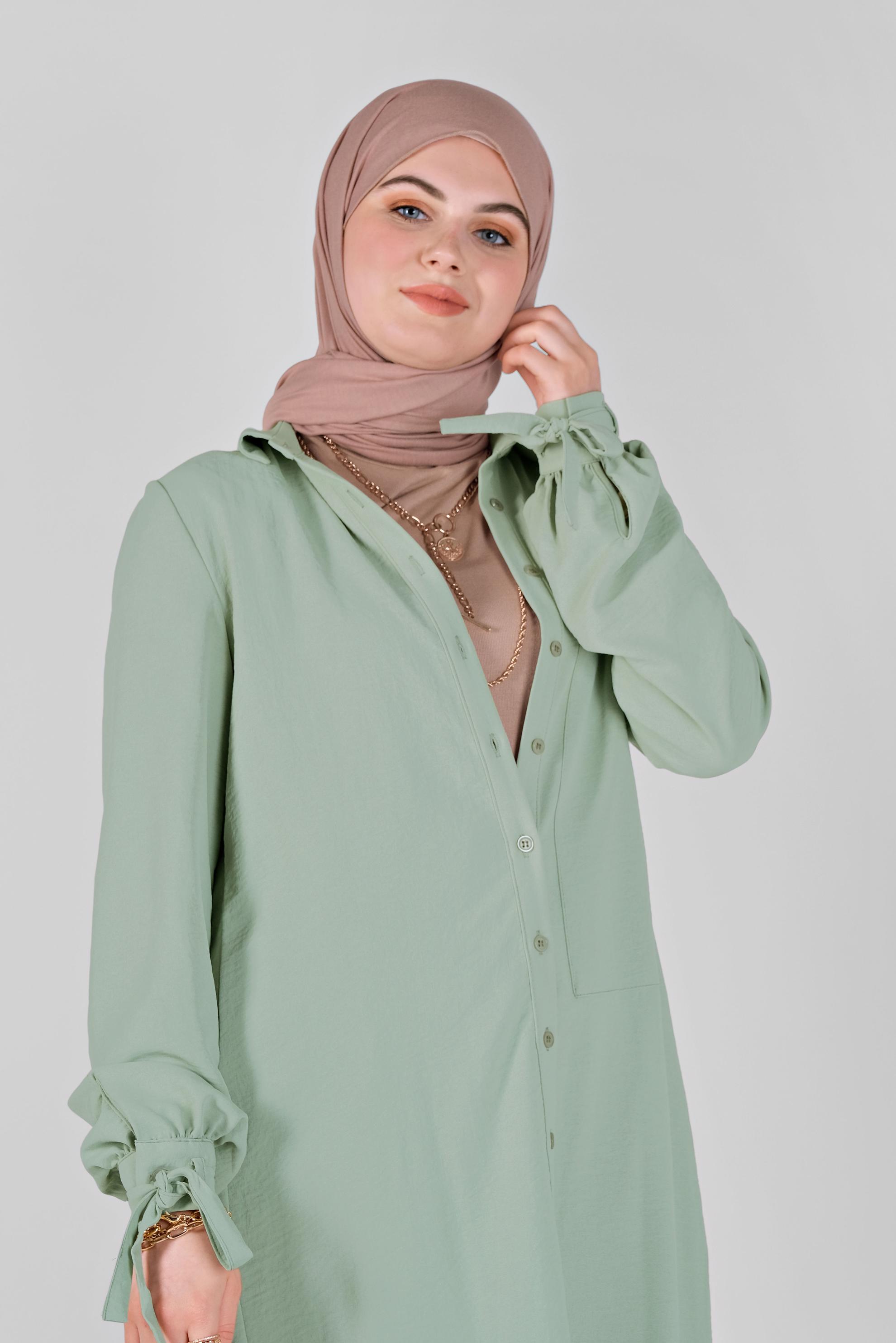 Tesettür giyim YEŞİL MANŞETLERİ BAĞLAMA DETAYLI TUNİK 41544 