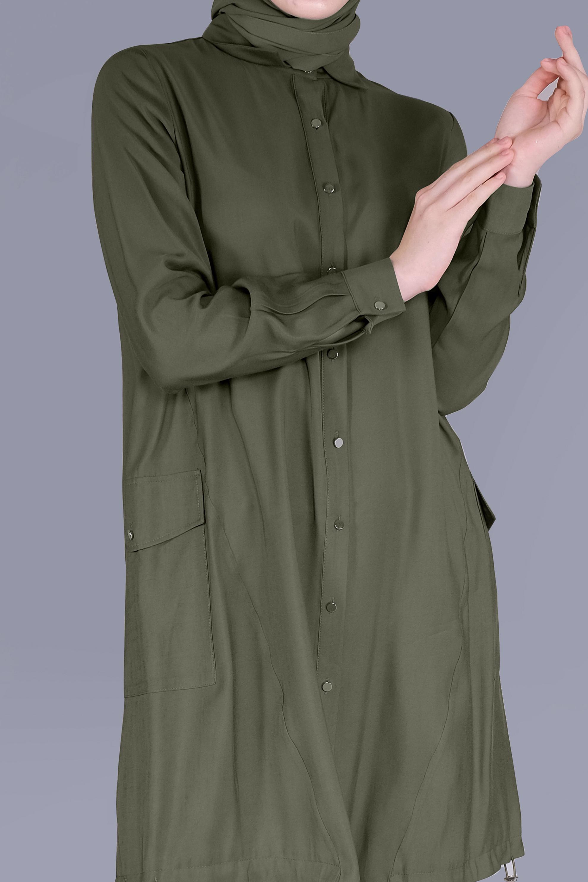 Tesettür giyim HAKİ BOYDAN DÜĞMELİ CEPLİ TUNİK 41545