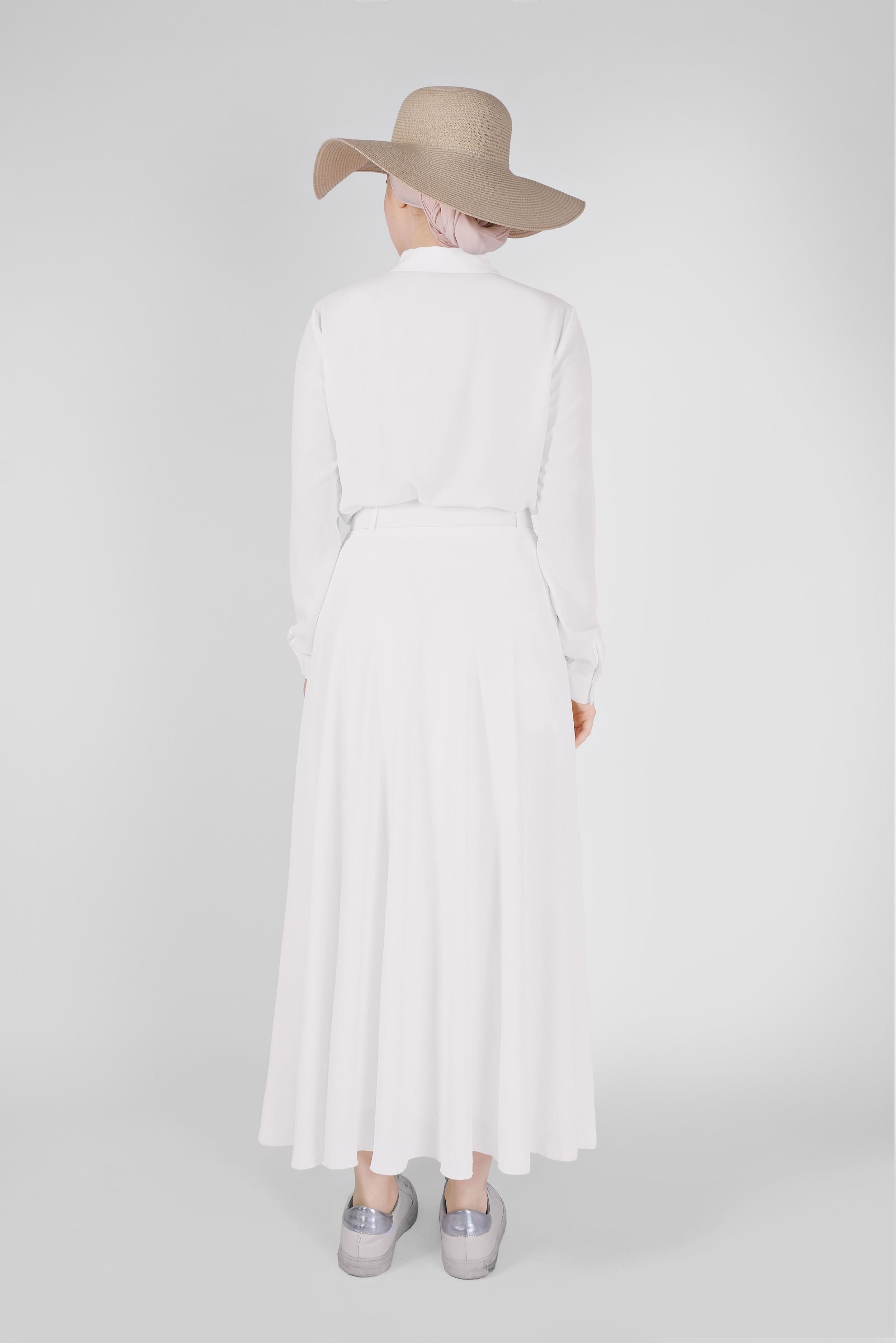 Tesettür giyim BEYAZ CEPLİ DÜĞMELİ TUNİK 41559 