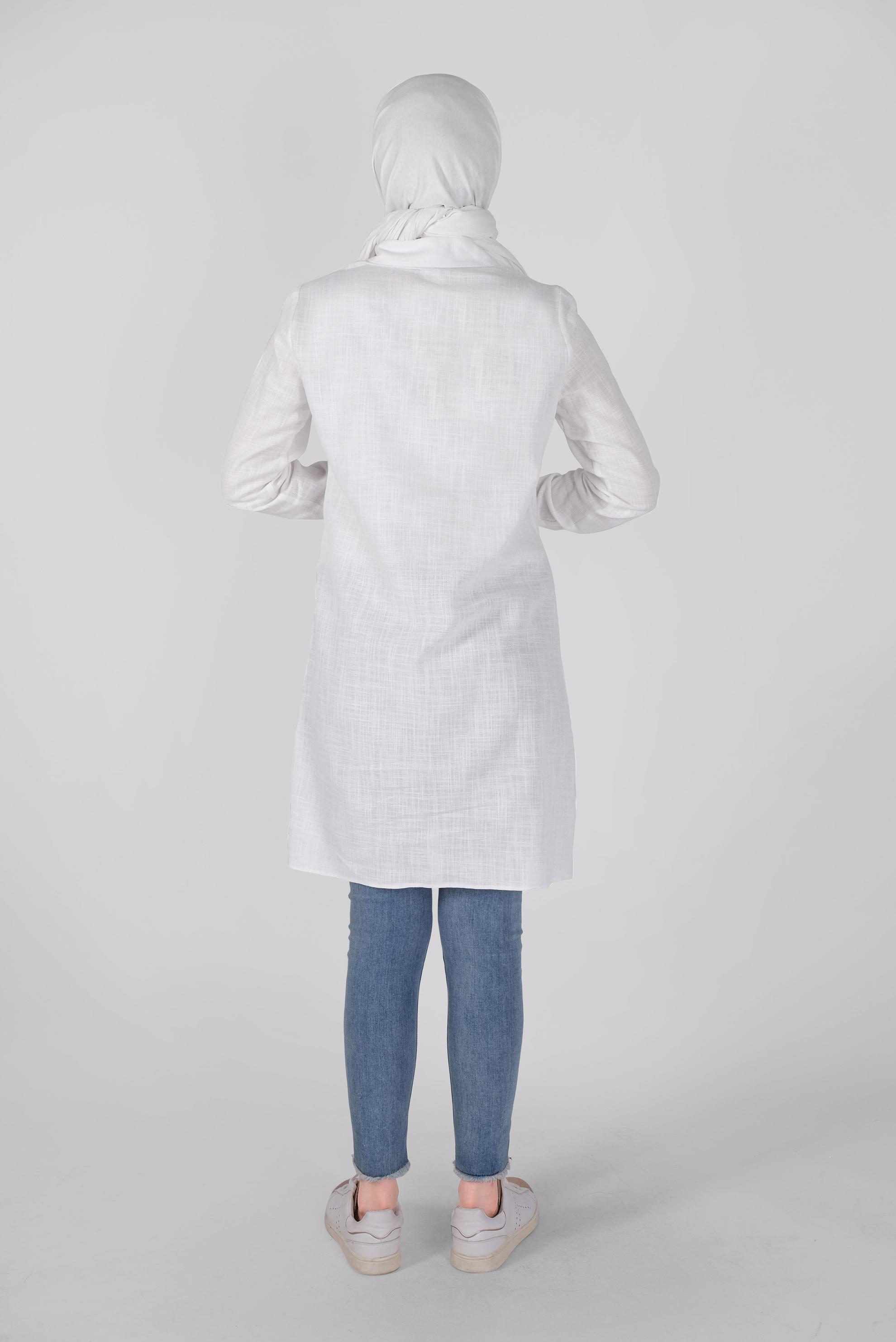 Tesettür giyim BEYAZ PAMUKLU DÜĞME DETAYLI TUNİK 41577 