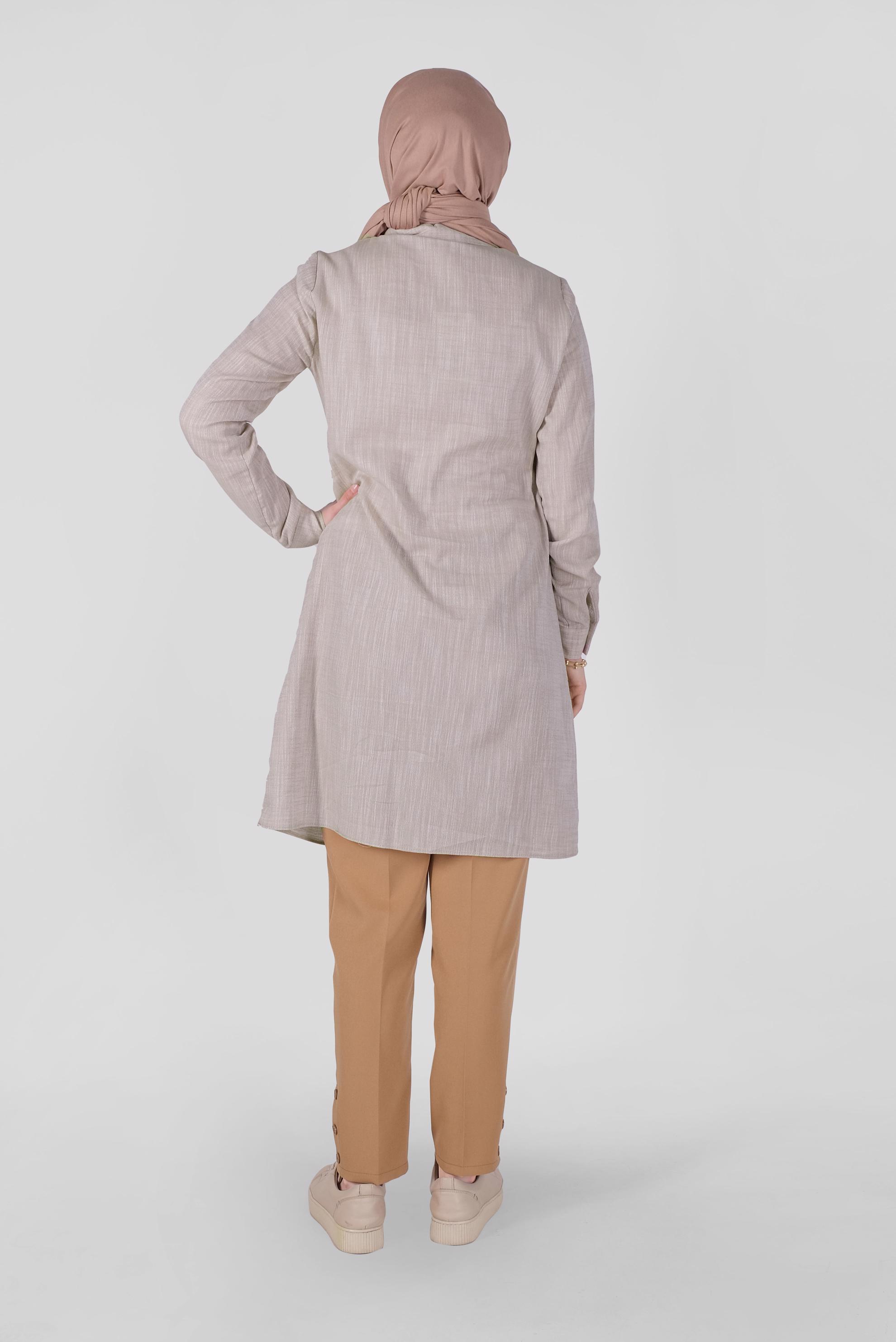 Tesettür giyim BEJ PAMUKLU DÜĞME DETAYLI TUNİK 41577 