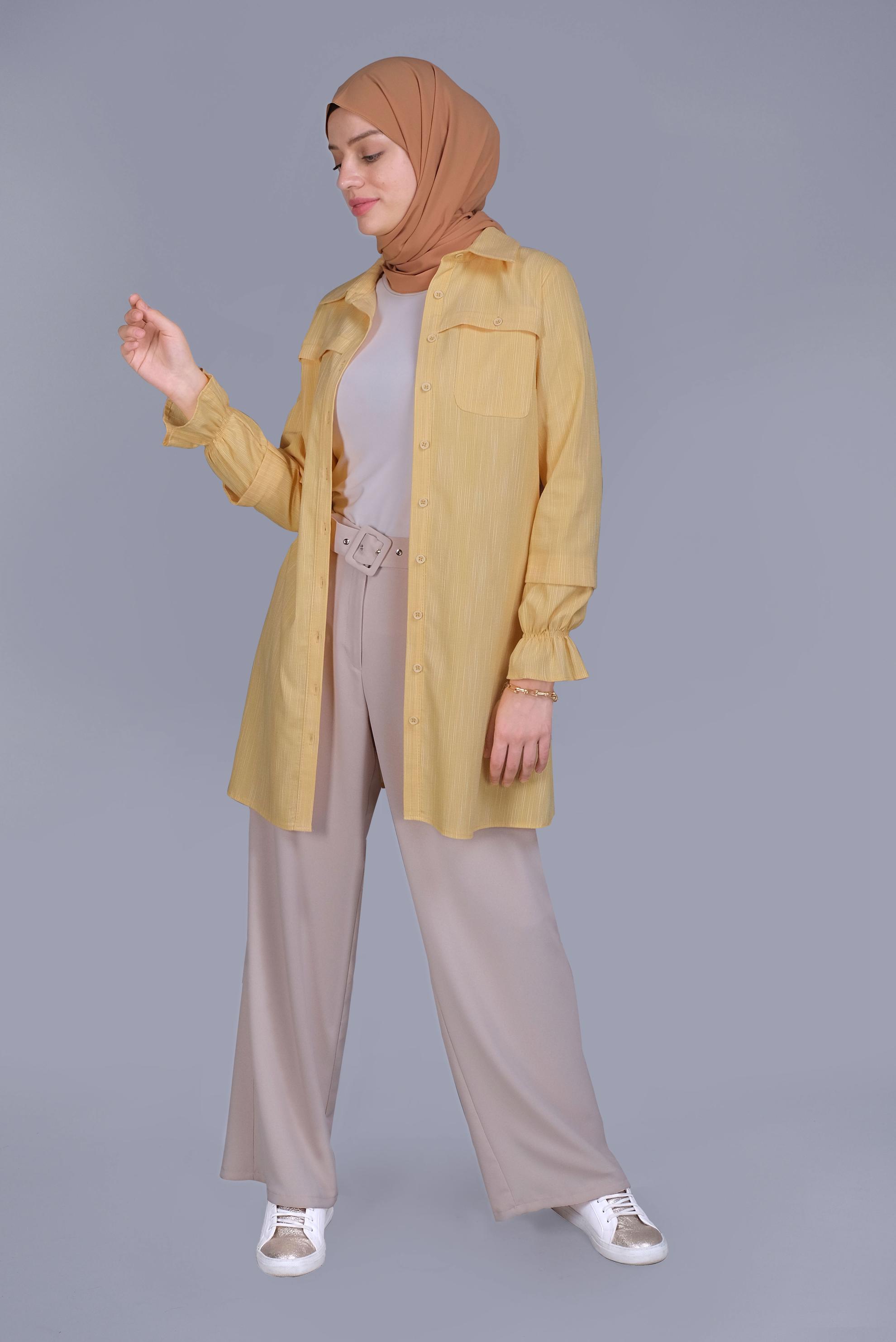 Tesettür giyim SARI MANŞETLERİ LASTİKLİ BOYDAN DÜĞMELİ TUNİK 41578 