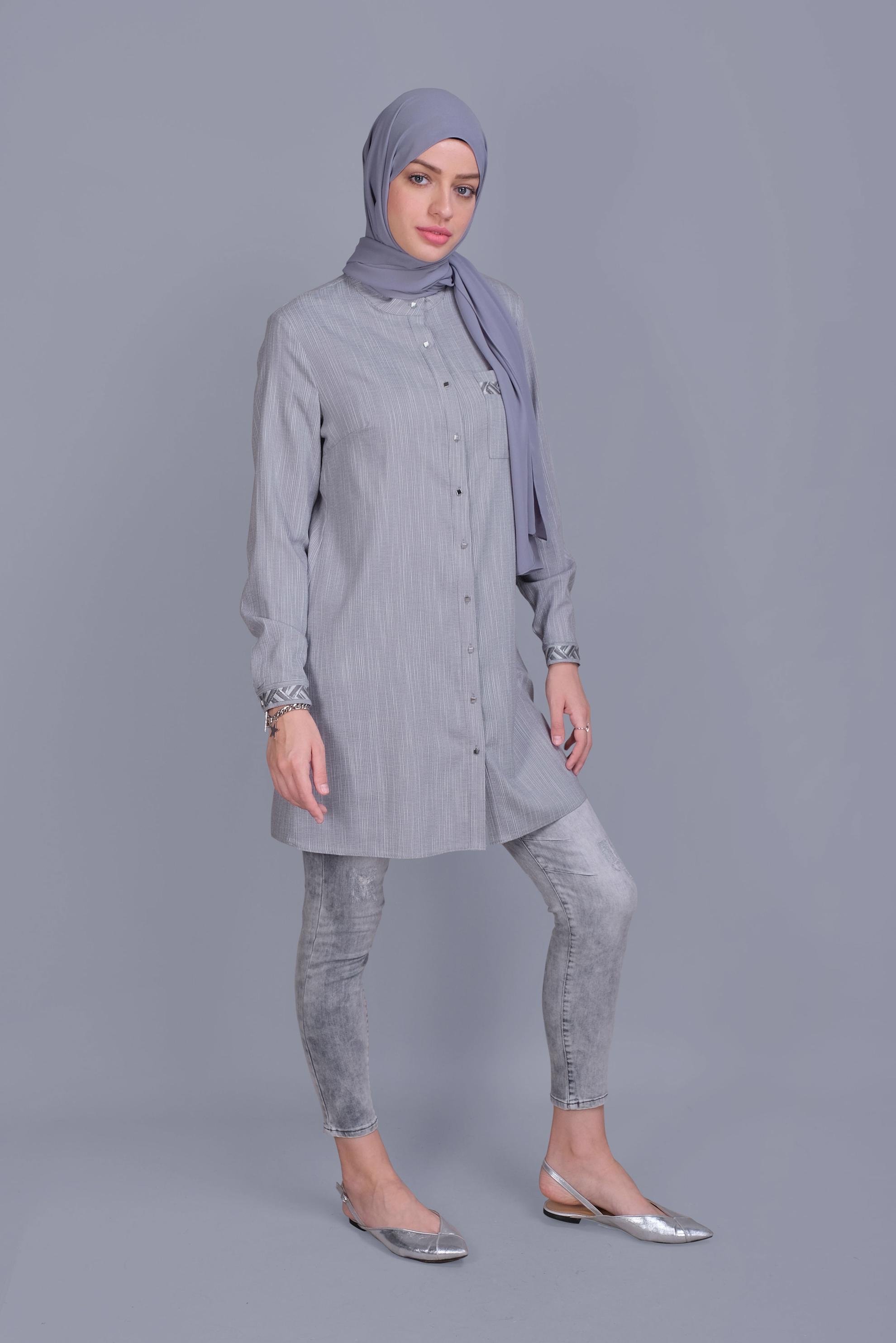 Tesettür giyim GRİ PAMUKLU KIRÇILLI DESENLİ TUNİK 41581 
