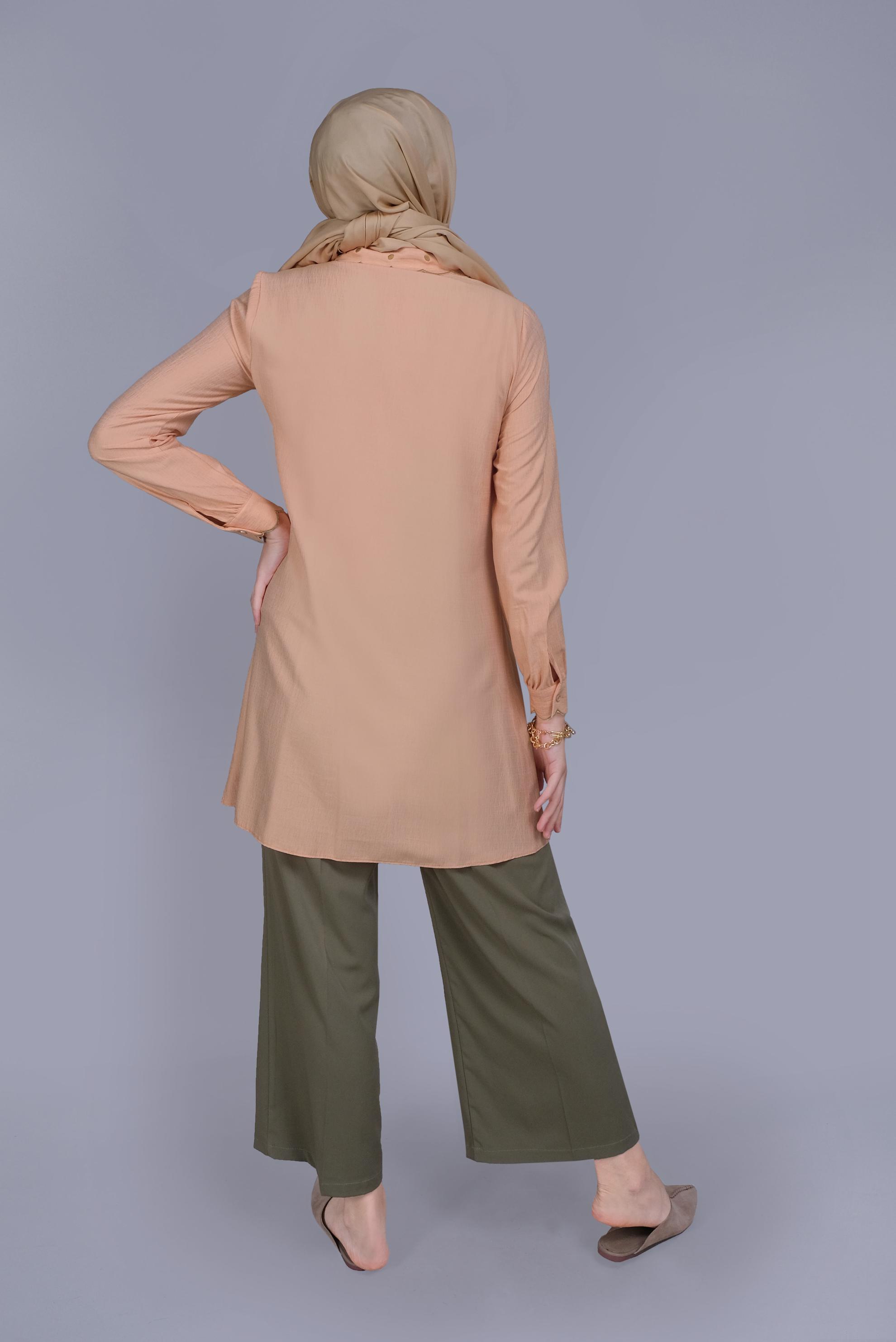 Tesettür giyim TURUNCU YAKASI VE KOLU NAKIŞ İŞLEMELİ TUNİK 41595 