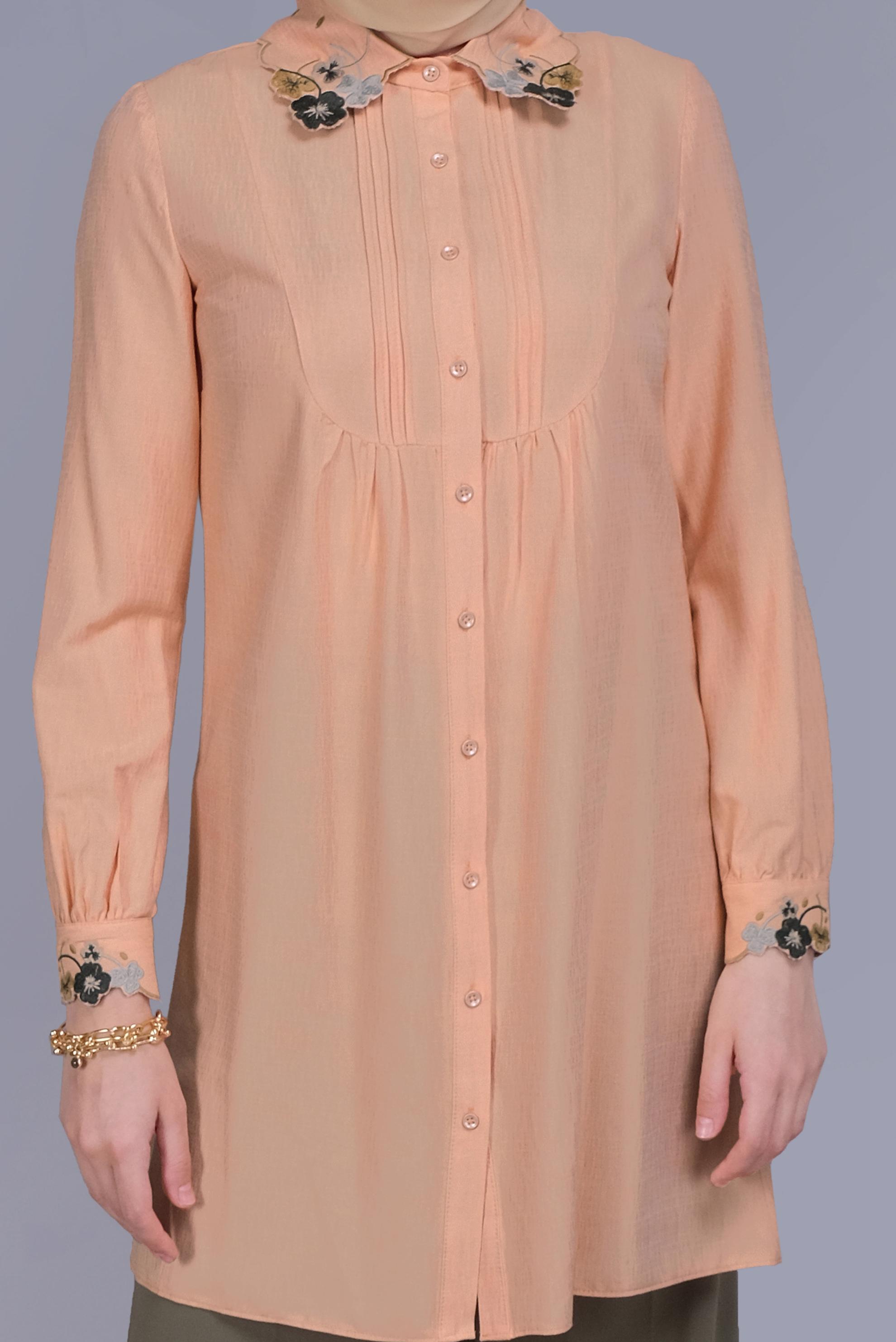 Tesettür giyim TURUNCU YAKASI VE KOLU NAKIŞ İŞLEMELİ TUNİK 41595 