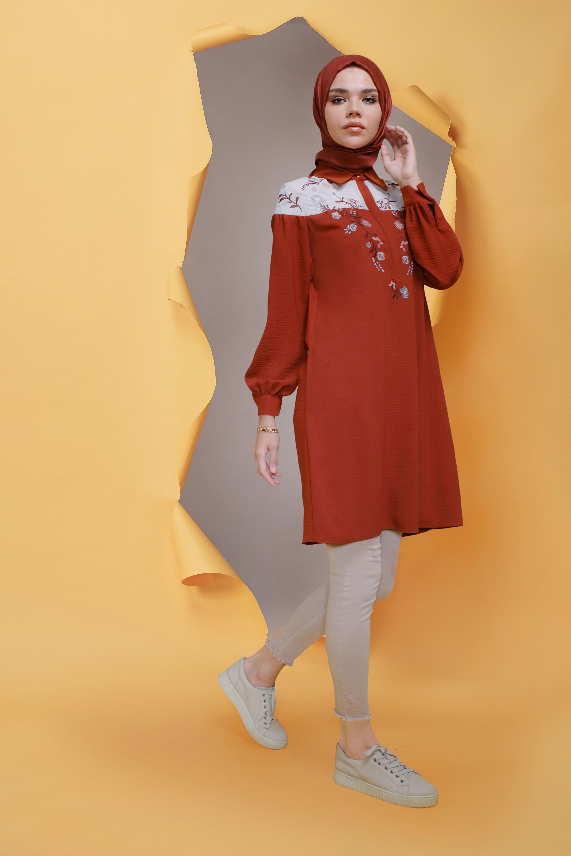 Tesettür giyim TURUNCU NAKIŞ İŞLEMELİ TUNİK 41597