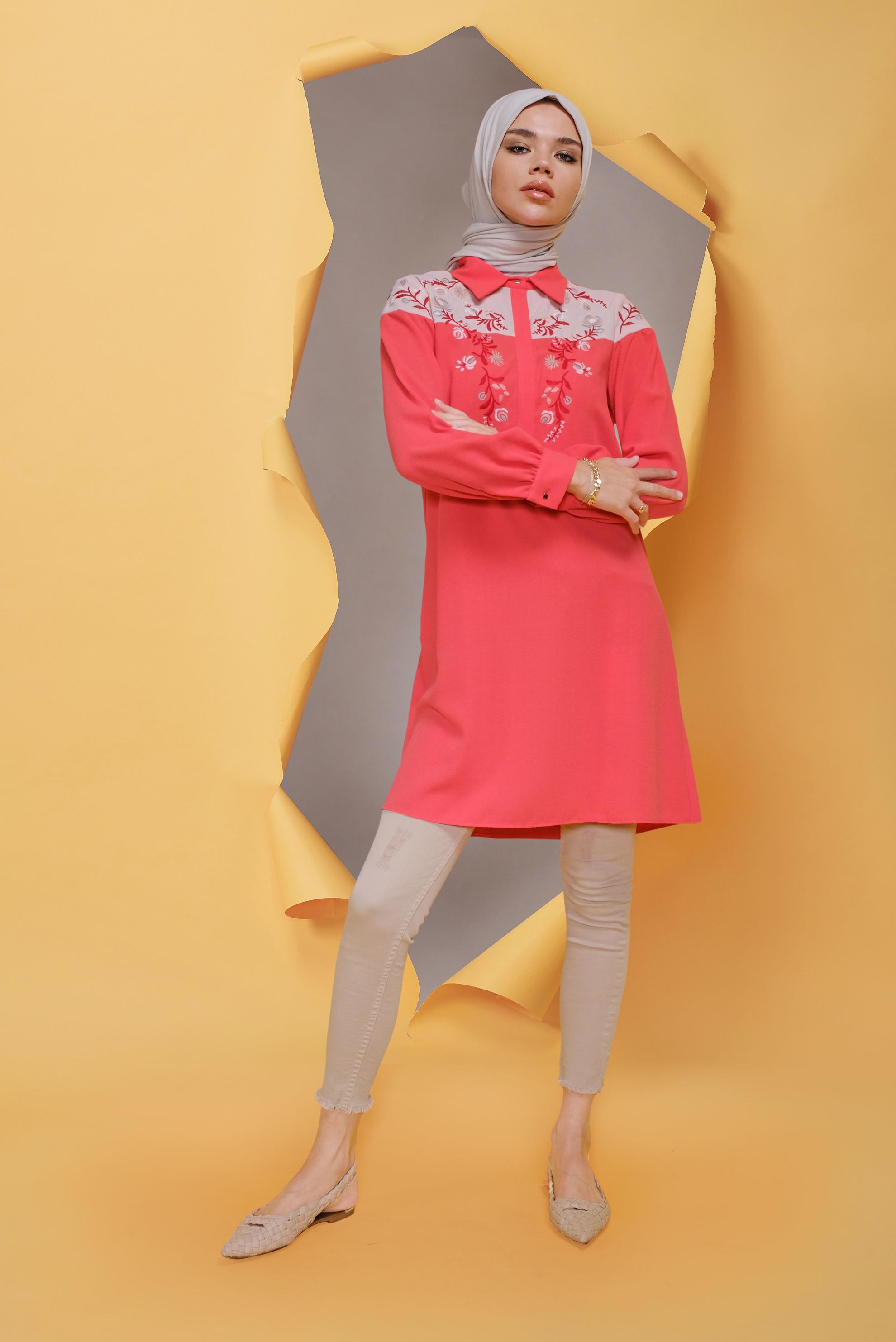 Tesettür giyim MERCAN NAKIŞ İŞLEMELİ TUNİK 41597