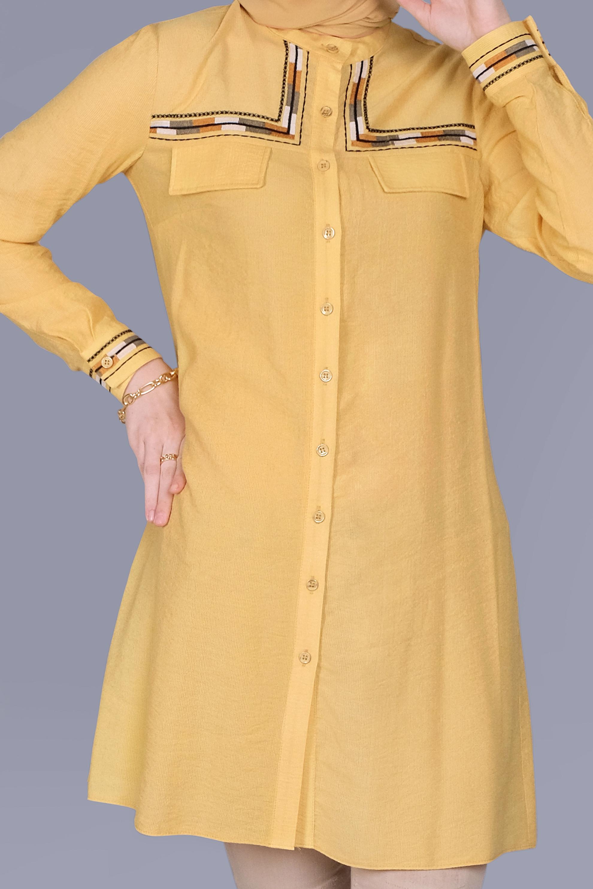 Tesettür giyim SARI NAKIŞLI CEPLİ BOYDAN DÜĞMELİ TUNİK 41598 