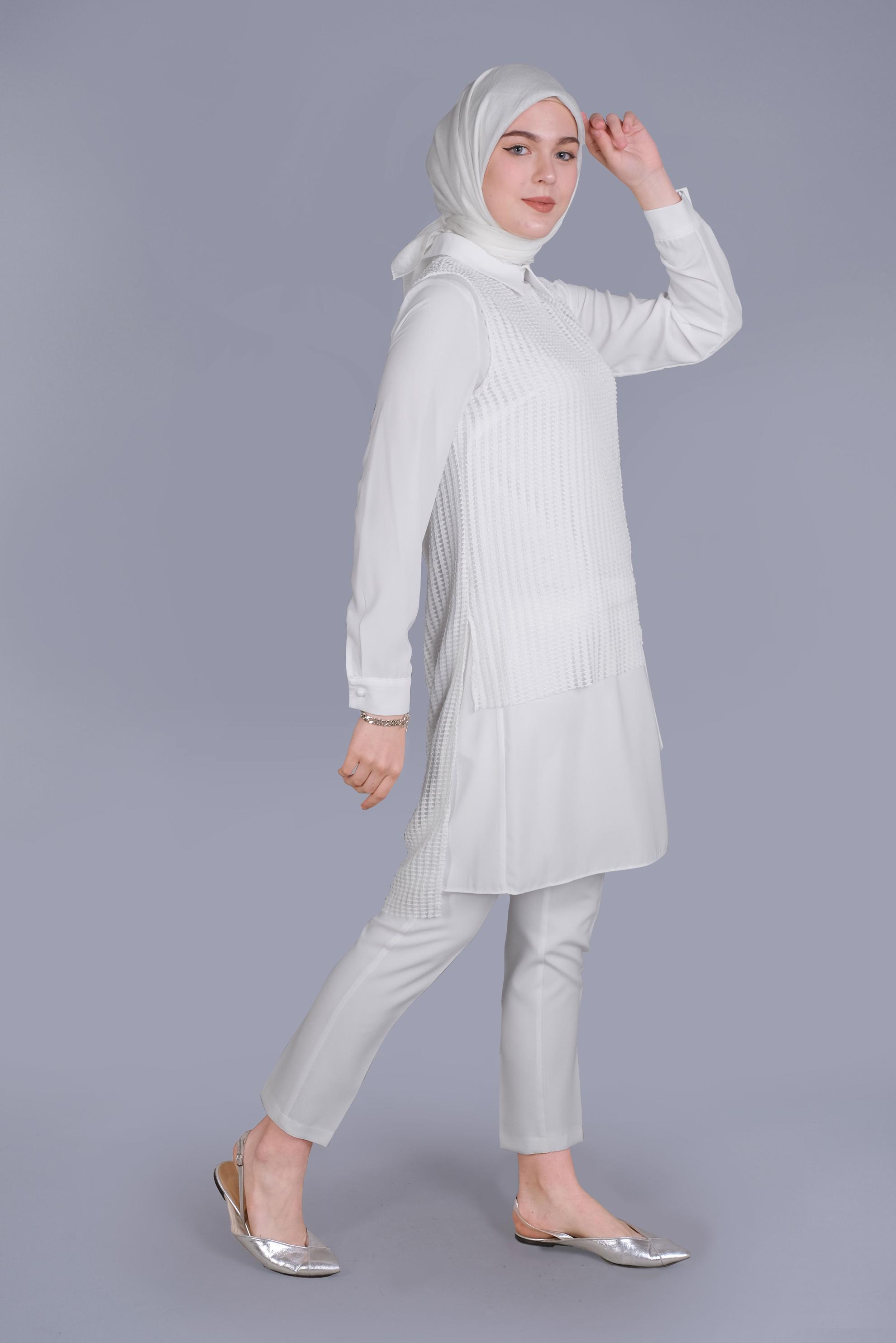 Tesettür giyim BEYAZ CEP DETAYLI İKİLİ TUNİK 41602 