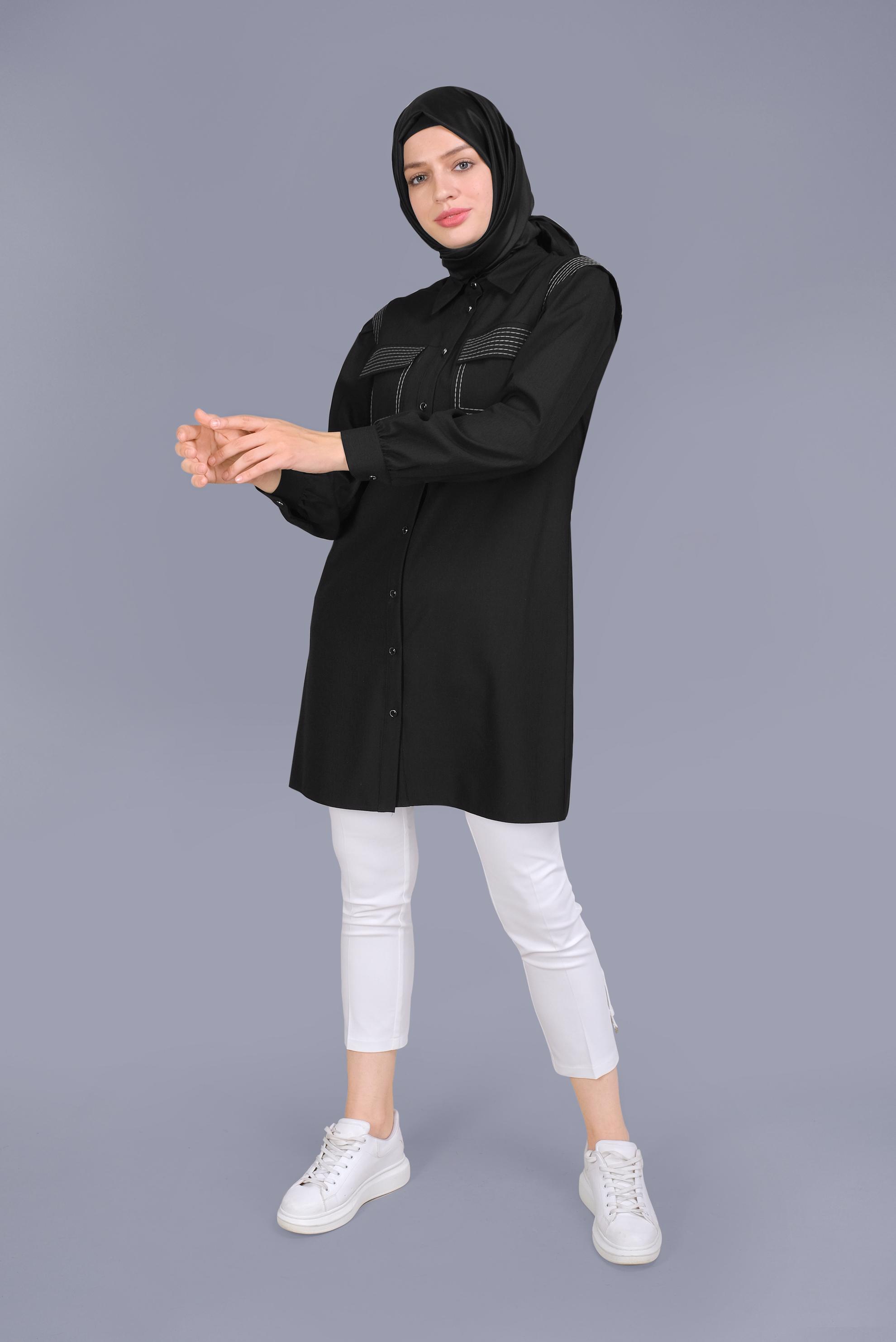 Tesettür giyim SİYAH NAKIŞLI DETAYLI CEPLİ TUNİK 41611